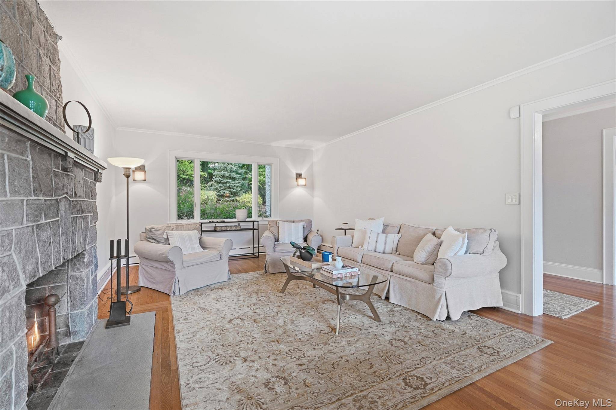 3 Bedroom Home for Sale in RYE - New York - USA - 7