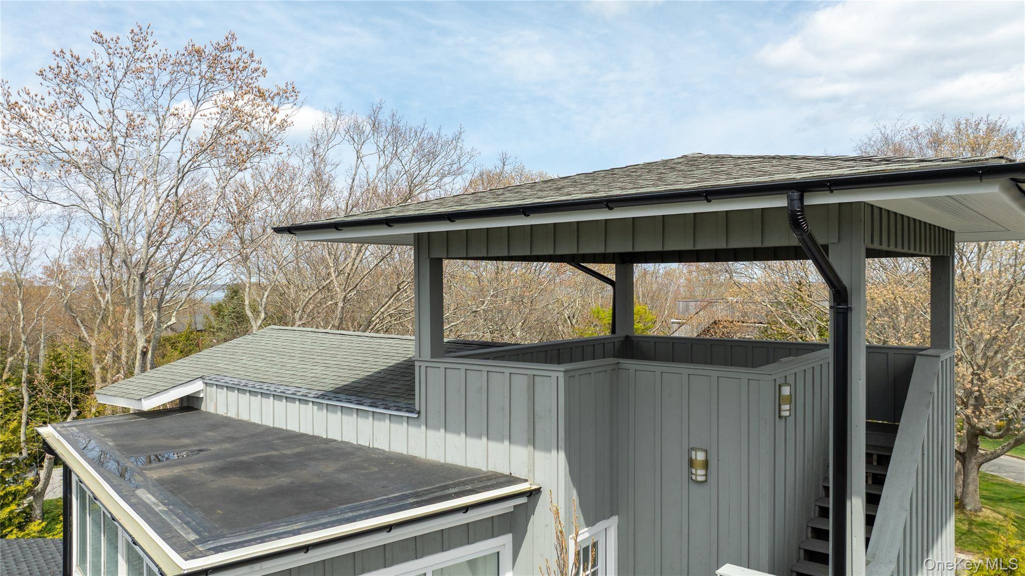 3 Bedroom Home for Sale in Sag Harbor - New York - USA - 3