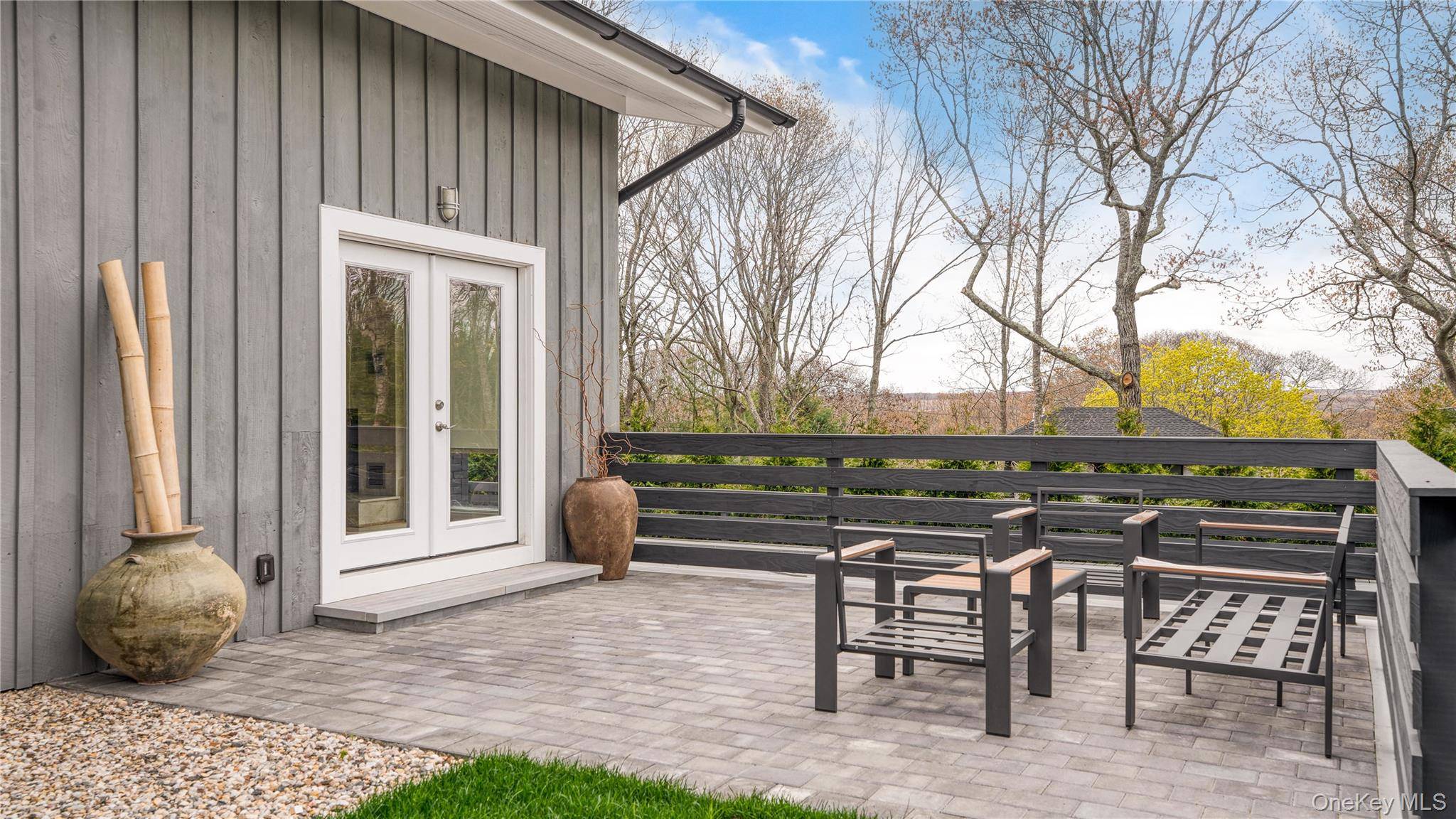 3 Bedroom Home for Sale in Sag Harbor - New York - USA - 7