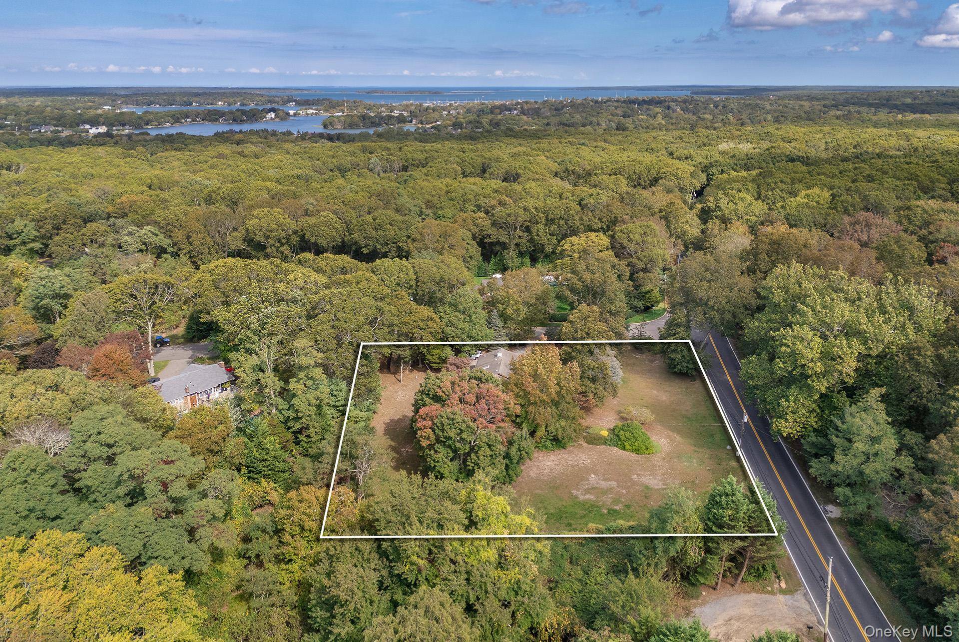 Casa com 3 Quartos à Venda em Sag Harbor - Nova Iorque - EUA - 2