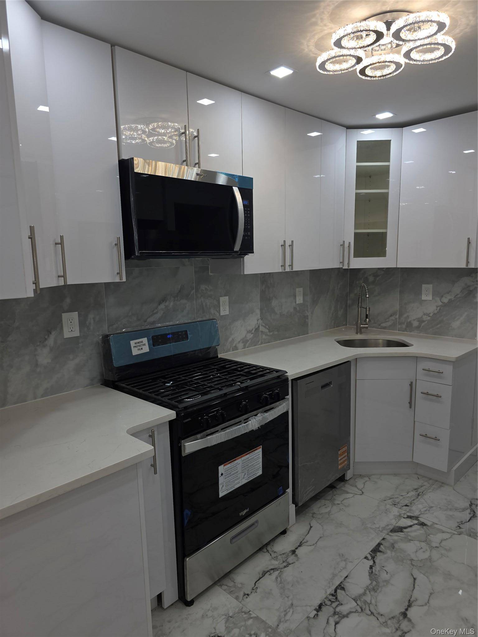 Casa com 3 Quartos à Venda em Saint Albans - Nova Iorque - EUA - 5
