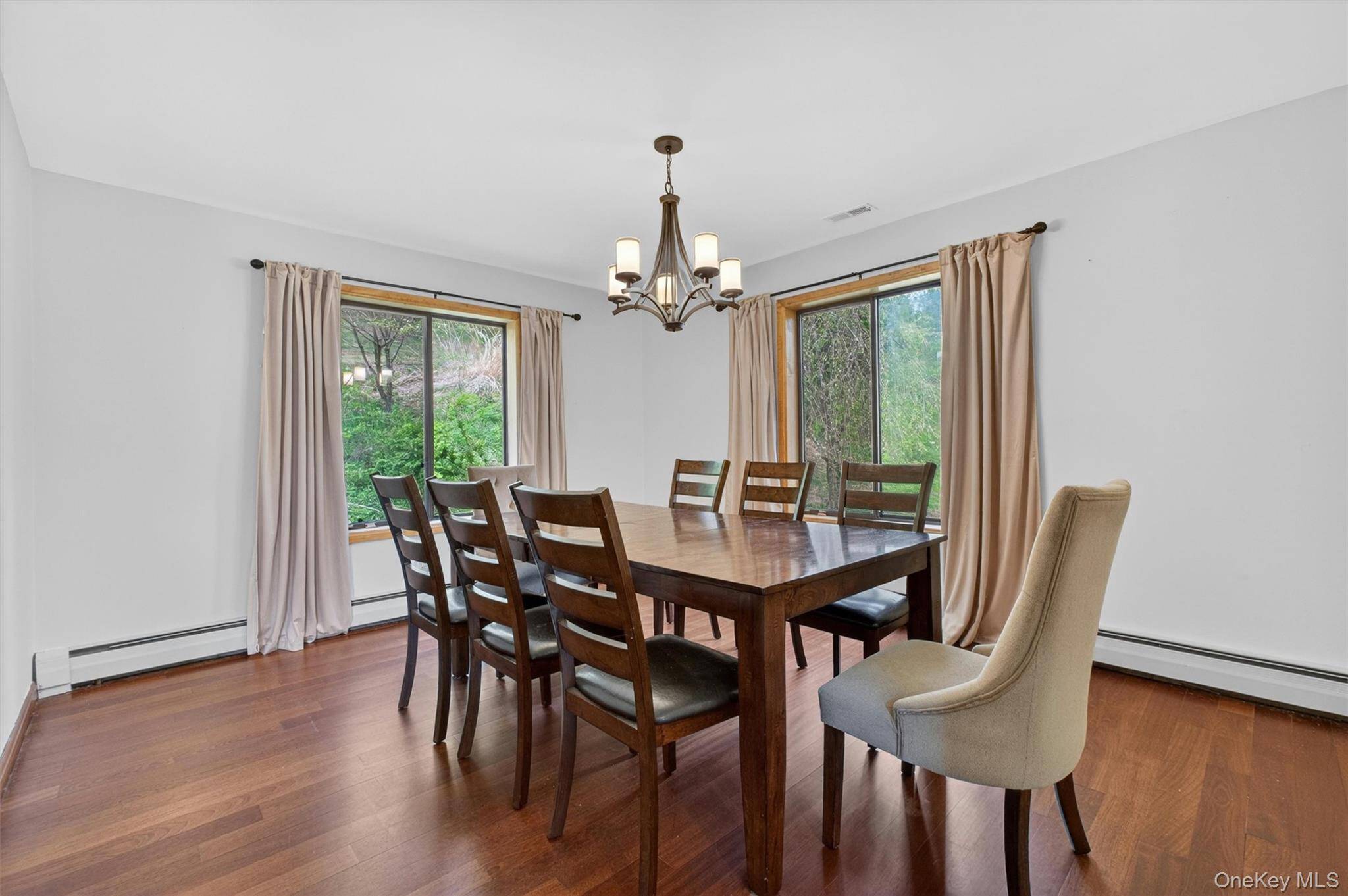 3 Bedroom Home for Sale in Salt Point - New York - USA - 7