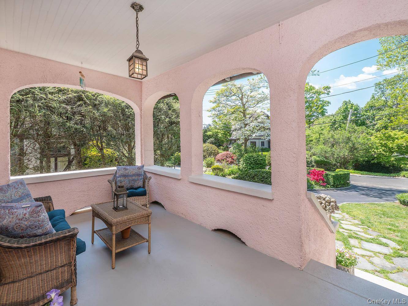 Casa de 3 Dormitorios en Venta en Sea Cliff - Nueva York - EE. UU. - 3