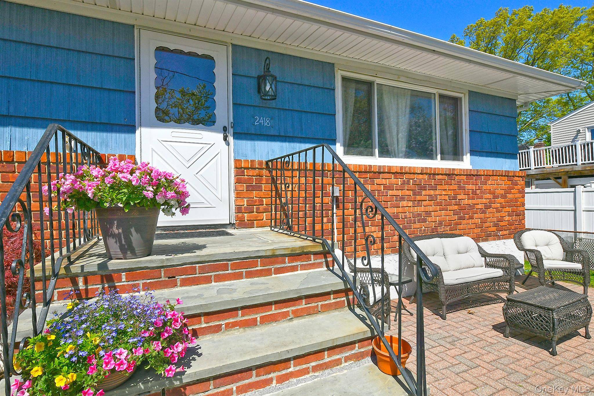 Casa de 3 Dormitorios en Venta en Seaford - Nueva York - EE. UU. - 3