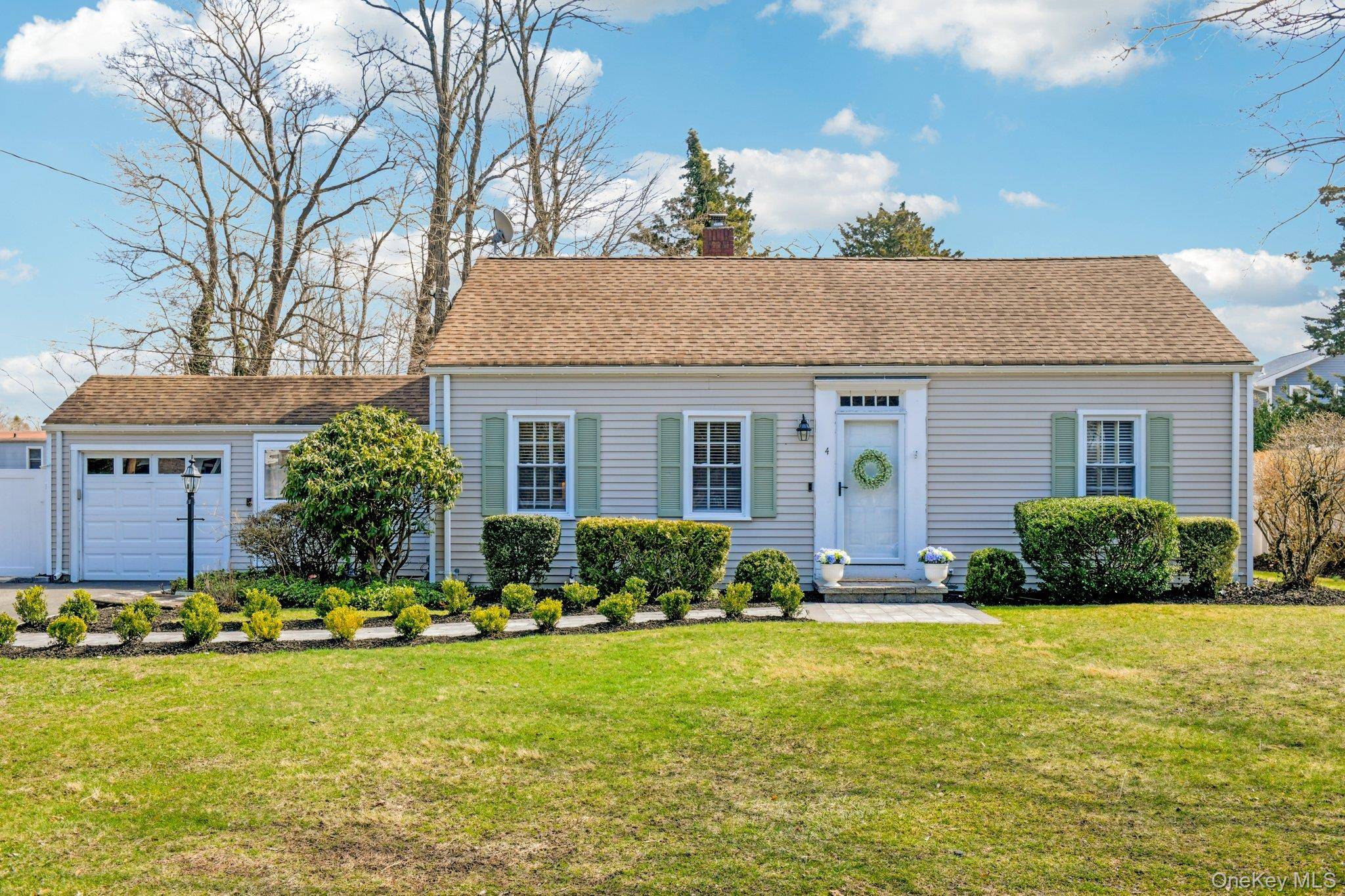 Casa com 3 Quartos à Venda em Setauket - Nova Iorque - EUA - 1