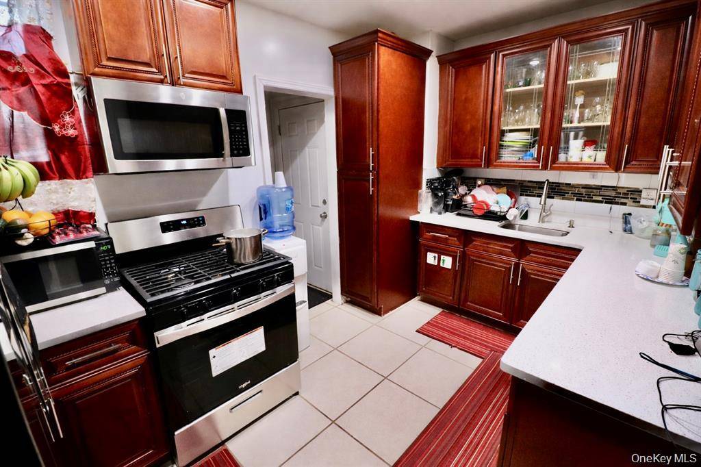 Casa com 3 Quartos à Venda em South Ozone Park - Nova Iorque - EUA - 8