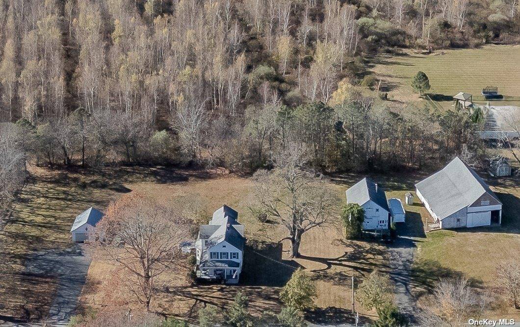 Casa de 3 Dormitorios en Venta en Southold - Nueva York - EE. UU. - 4