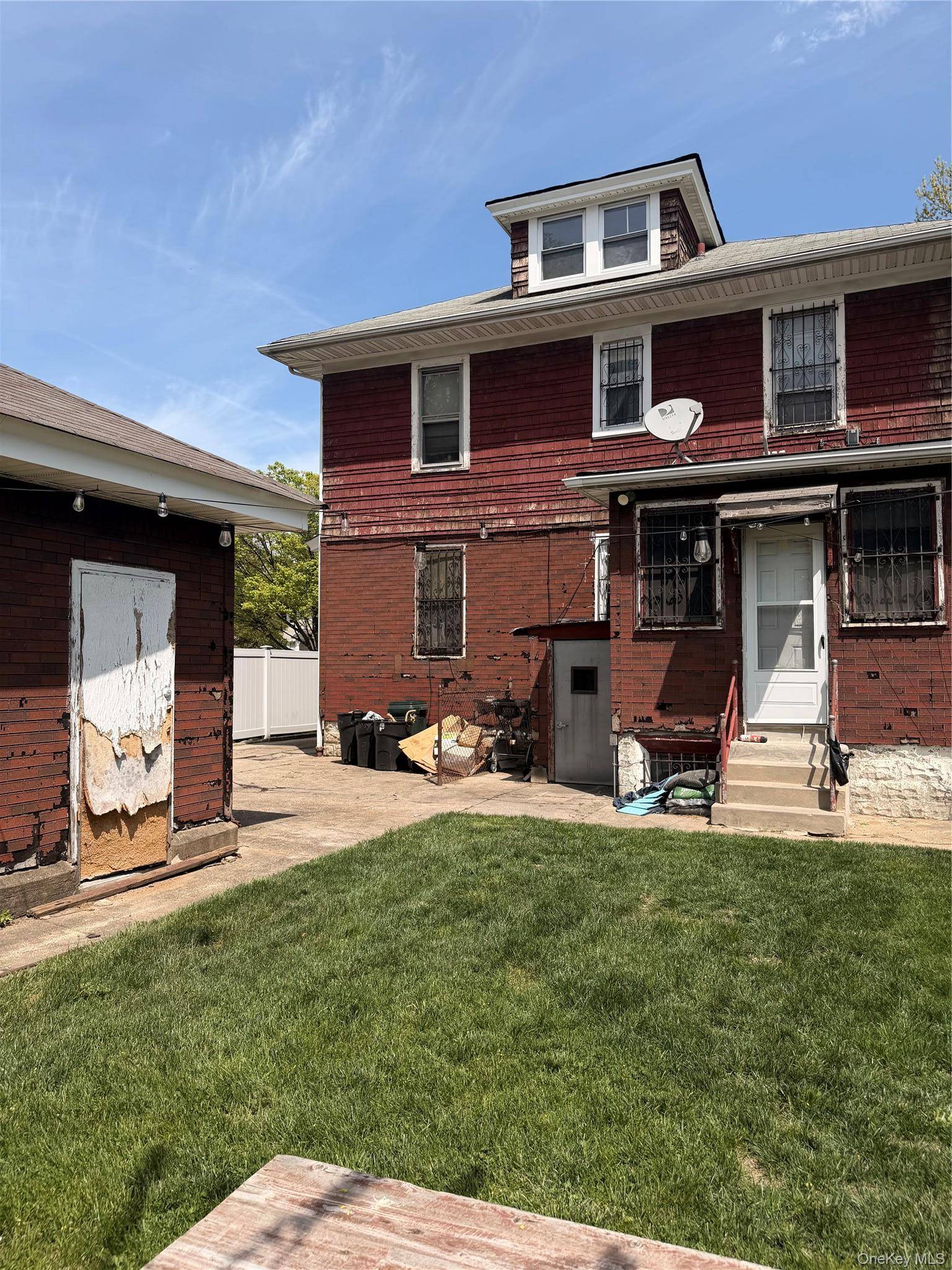 Casa com 3 Quartos à Venda em Springfield Gardens - Nova Iorque - EUA - 5