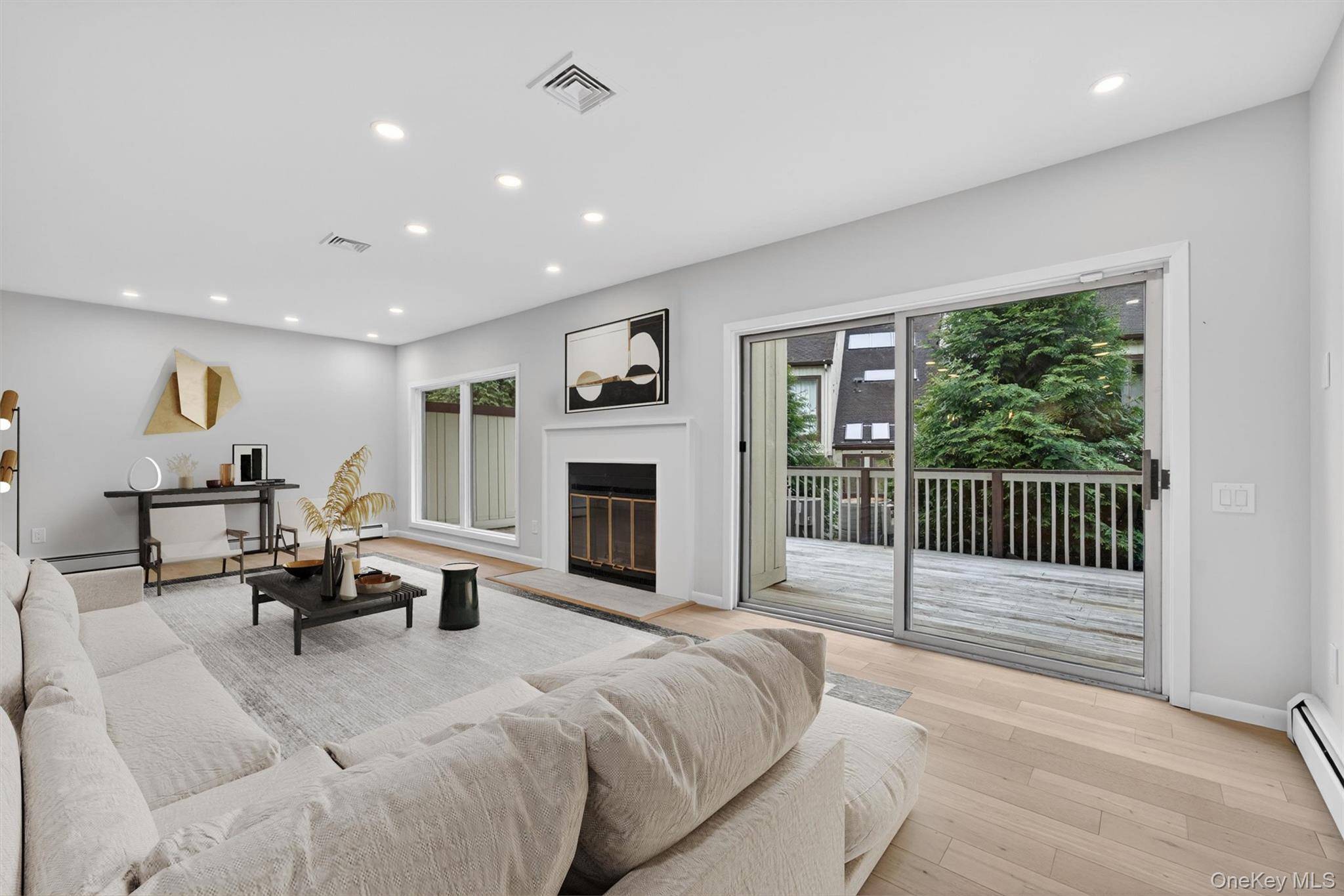 3 Bedroom Home for Sale in Suffern - New York - USA - 8