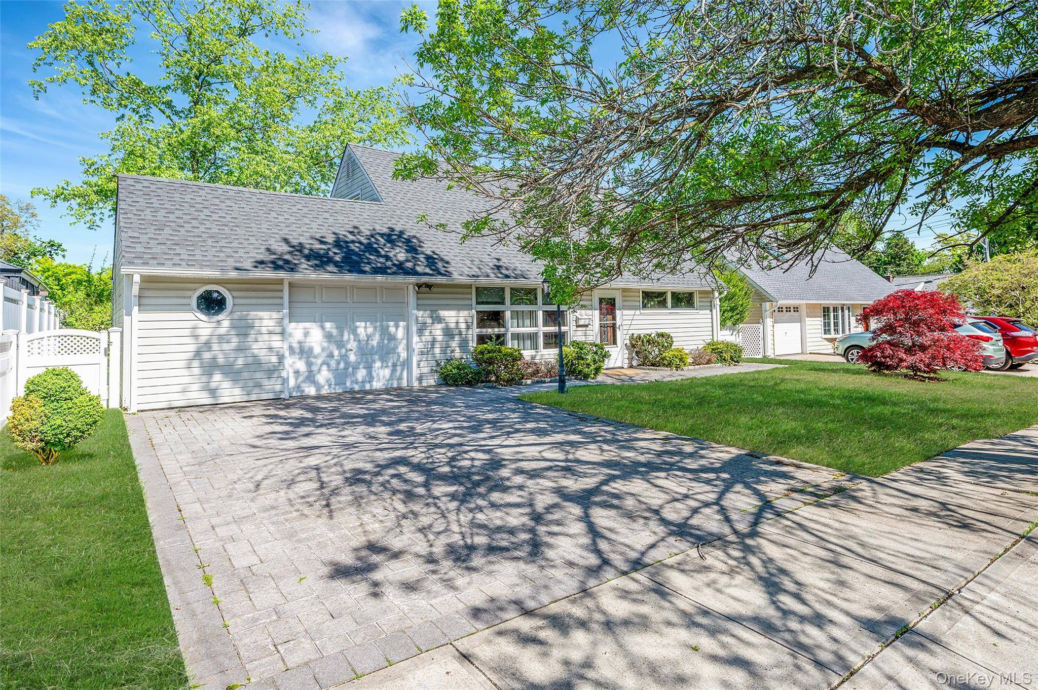 Casa de 3 Dormitorios en Venta en Syosset - Nueva York - EE. UU. - 3