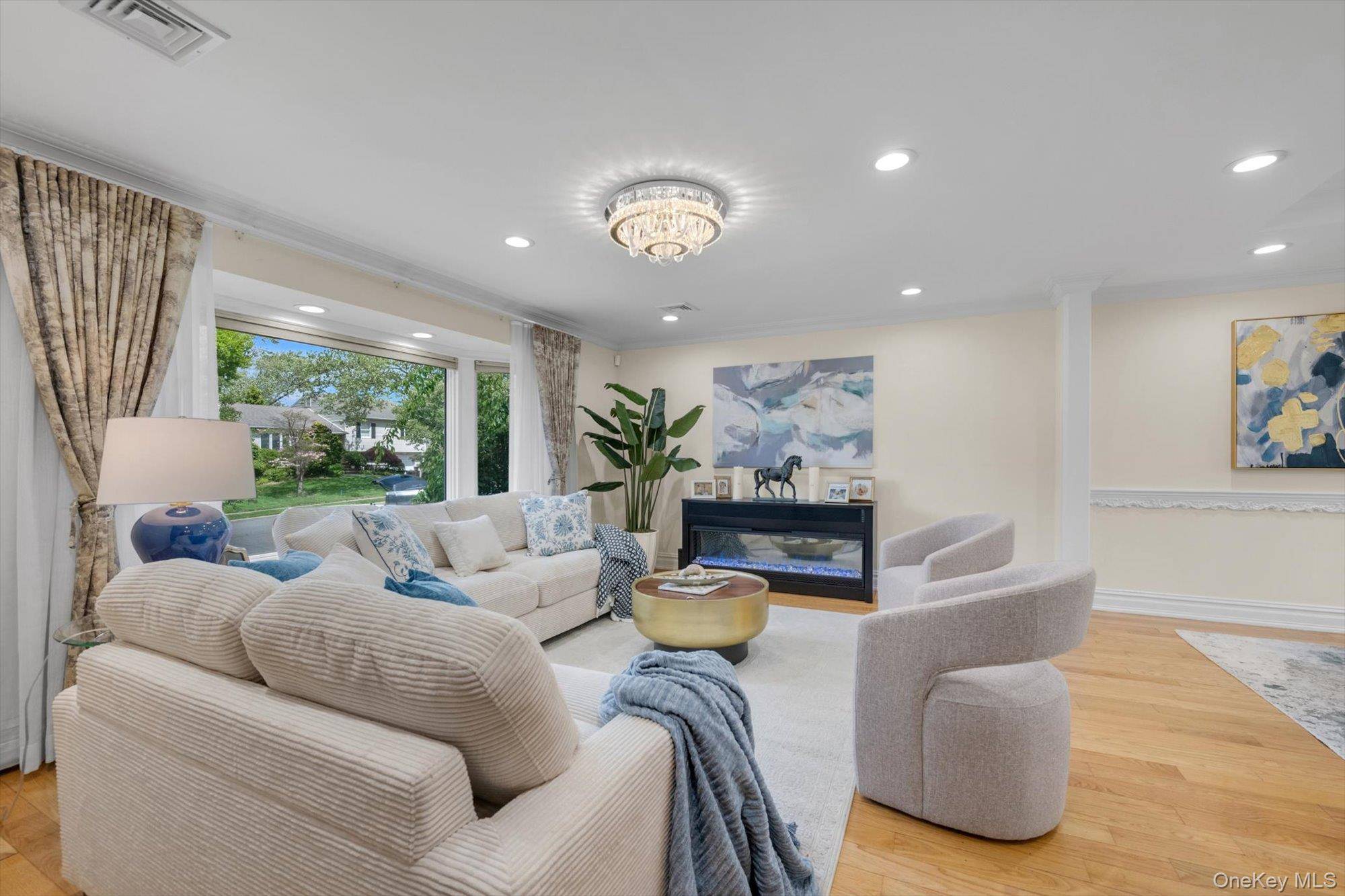 Casa com 3 Quartos à Venda em Syosset - Nova Iorque - EUA - 5