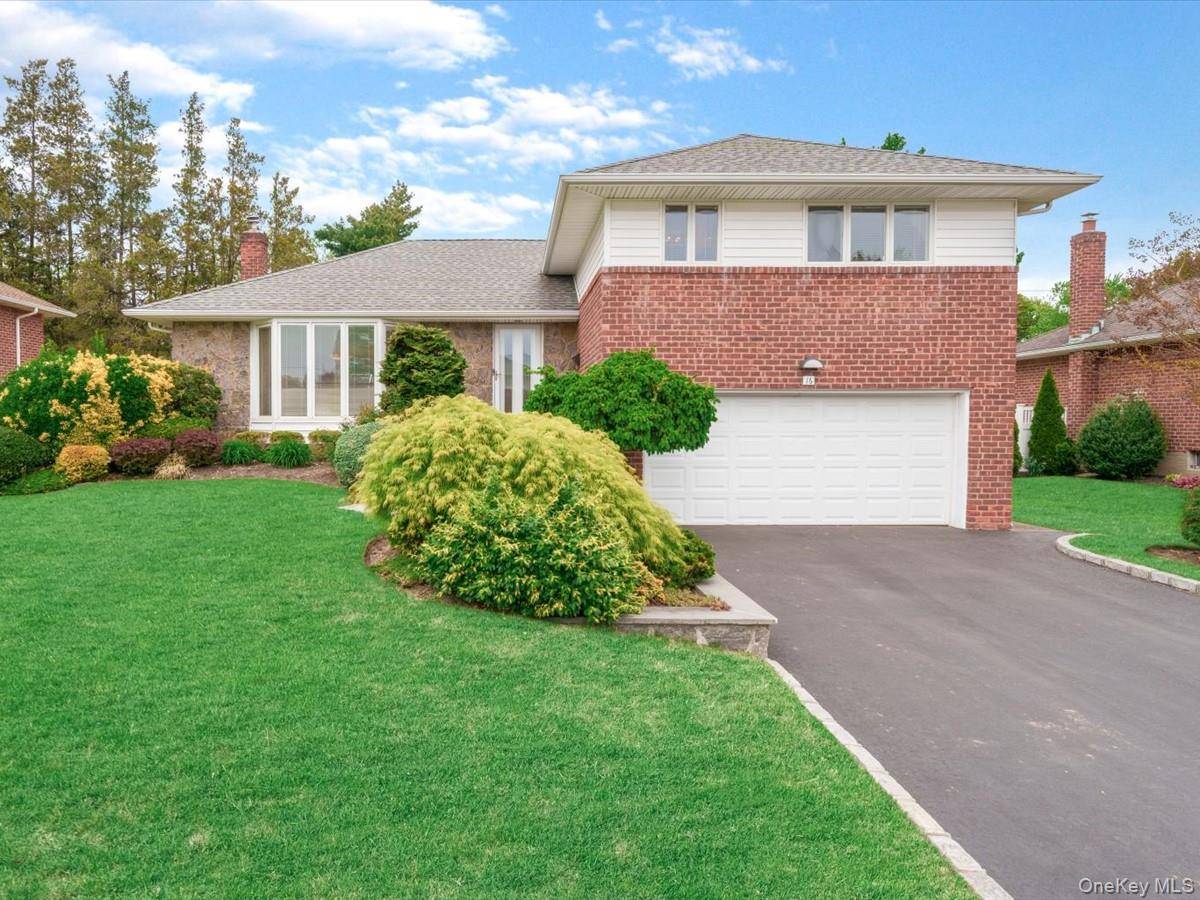 Casa com 3 Quartos à Venda em Syosset - Nova Iorque - EUA - 1