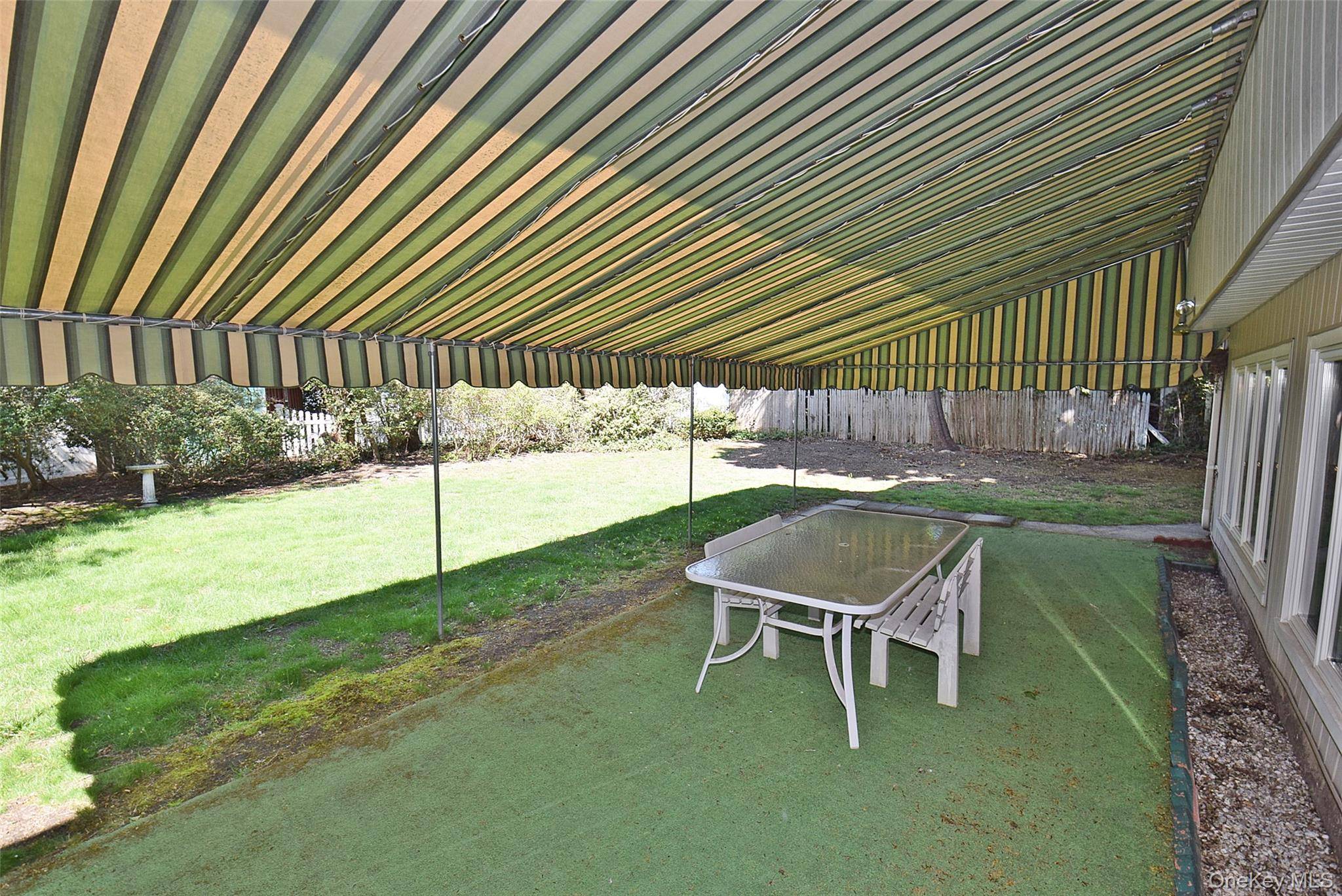 Casa com 3 Quartos à Venda em Syosset - Nova Iorque - EUA - 6