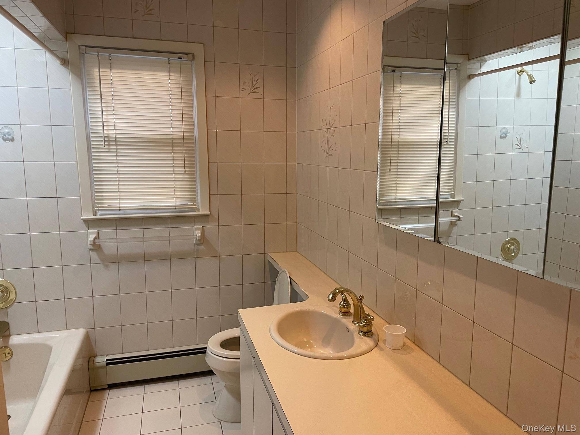 Casa com 3 Quartos à Venda em Syosset - Nova Iorque - EUA - 7