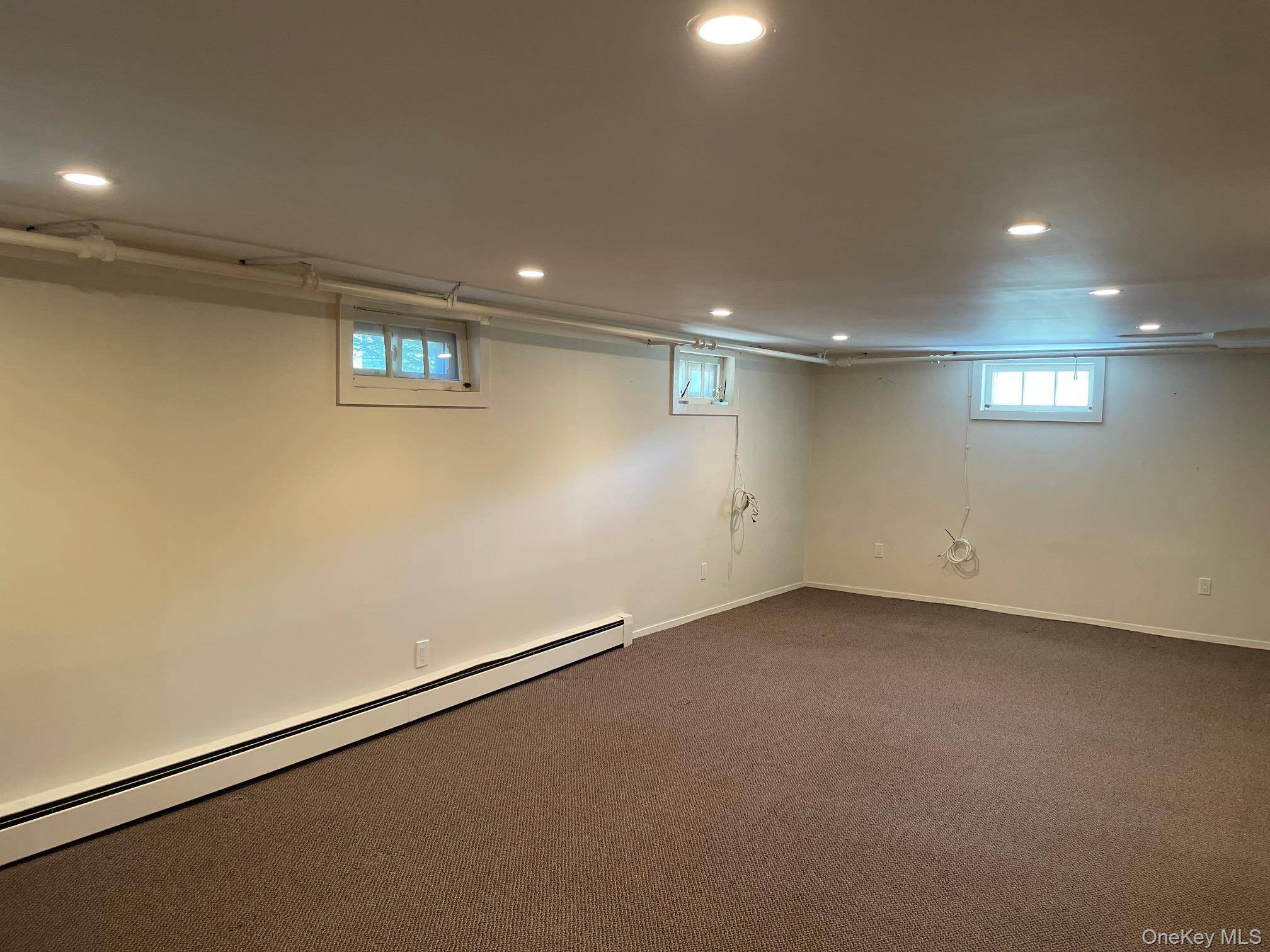 Casa com 3 Quartos à Venda em Syosset - Nova Iorque - EUA - 8