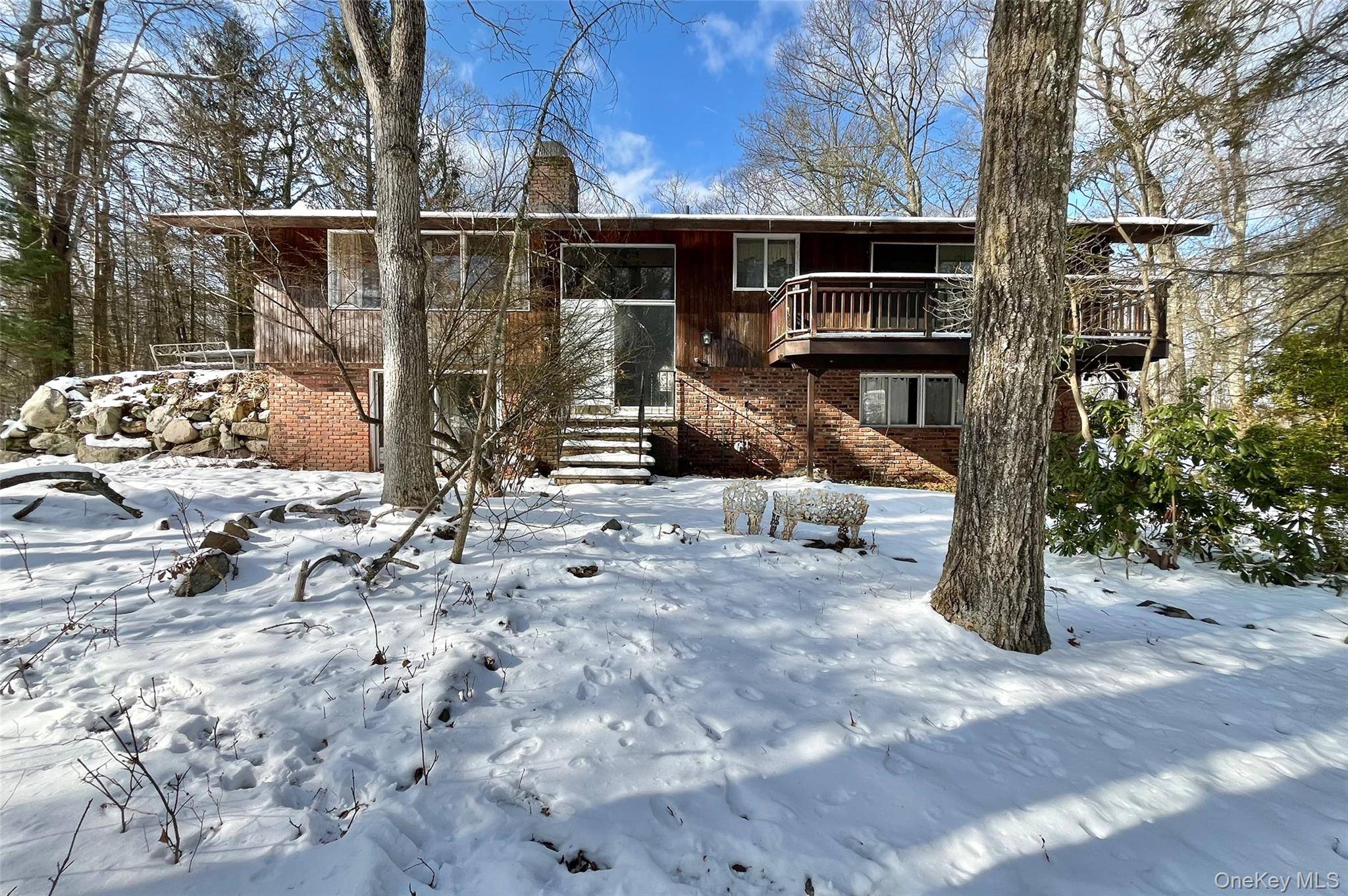 Casa de 3 Dormitorios en Venta en Tuxedo Park - Nueva York - EE. UU. - 1