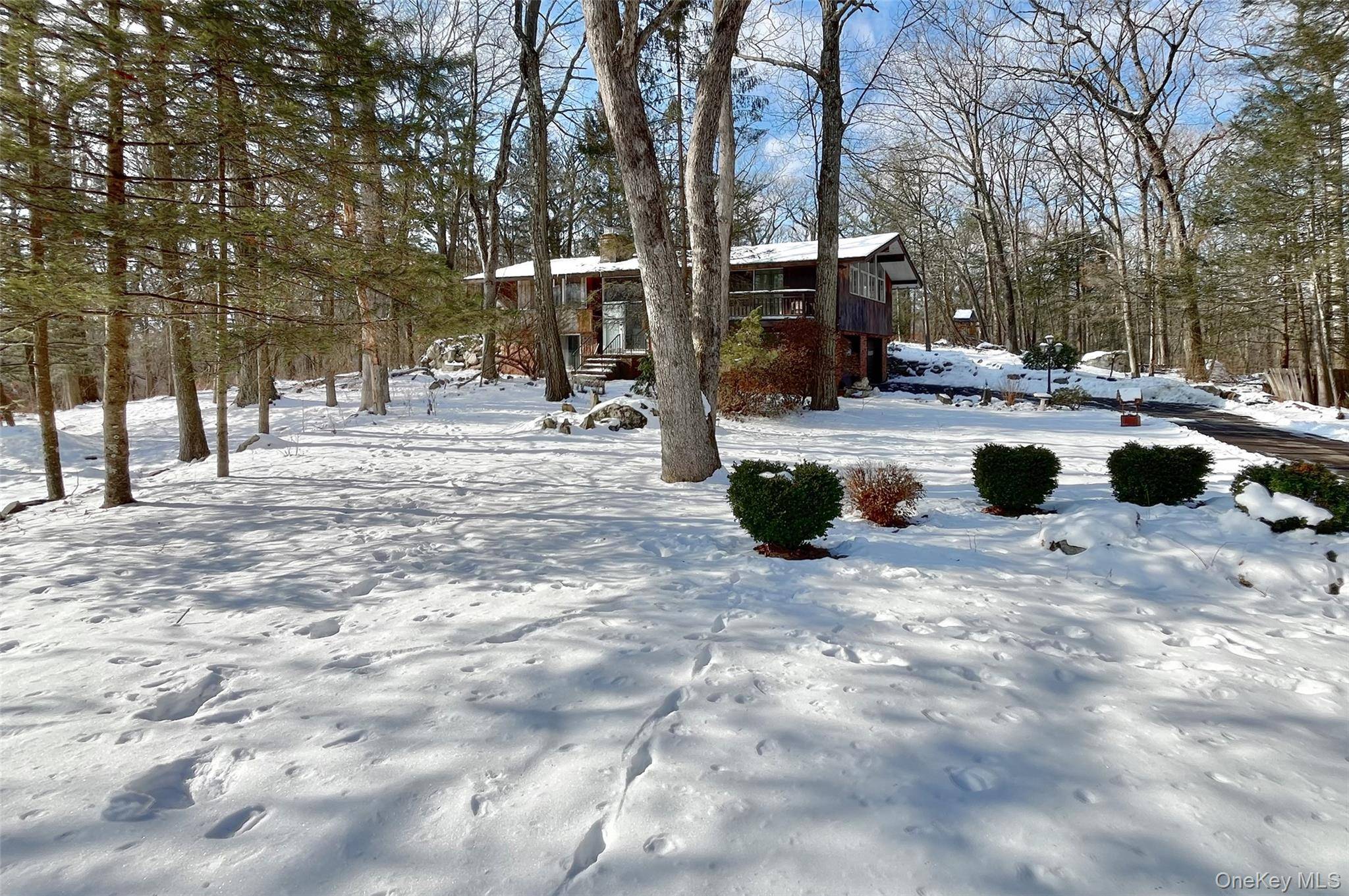 Casa de 3 Dormitorios en Venta en Tuxedo Park - Nueva York - EE. UU. - 3