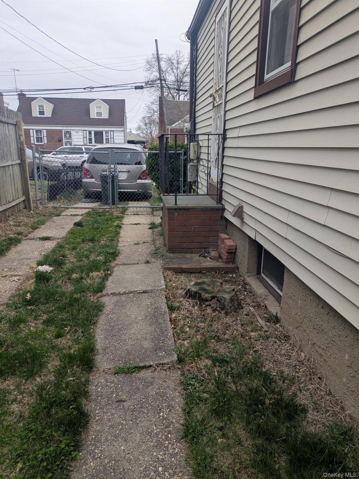 Casa com 3 Quartos à Venda em Uniondale - Nova Iorque - EUA - 3
