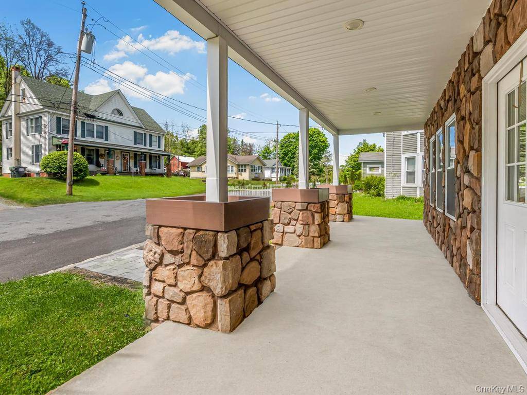 Casa com 3 Quartos à Venda em Unionville - Nova Iorque - EUA - 6