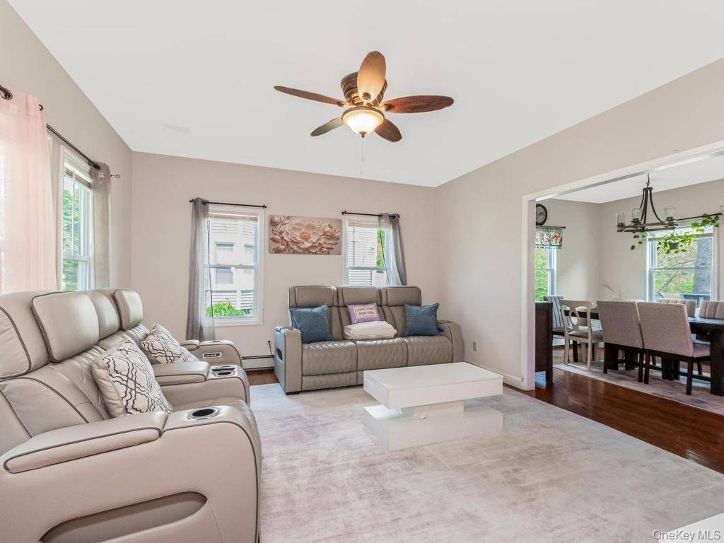 Casa com 3 Quartos à Venda em Unionville - Nova Iorque - EUA - 7