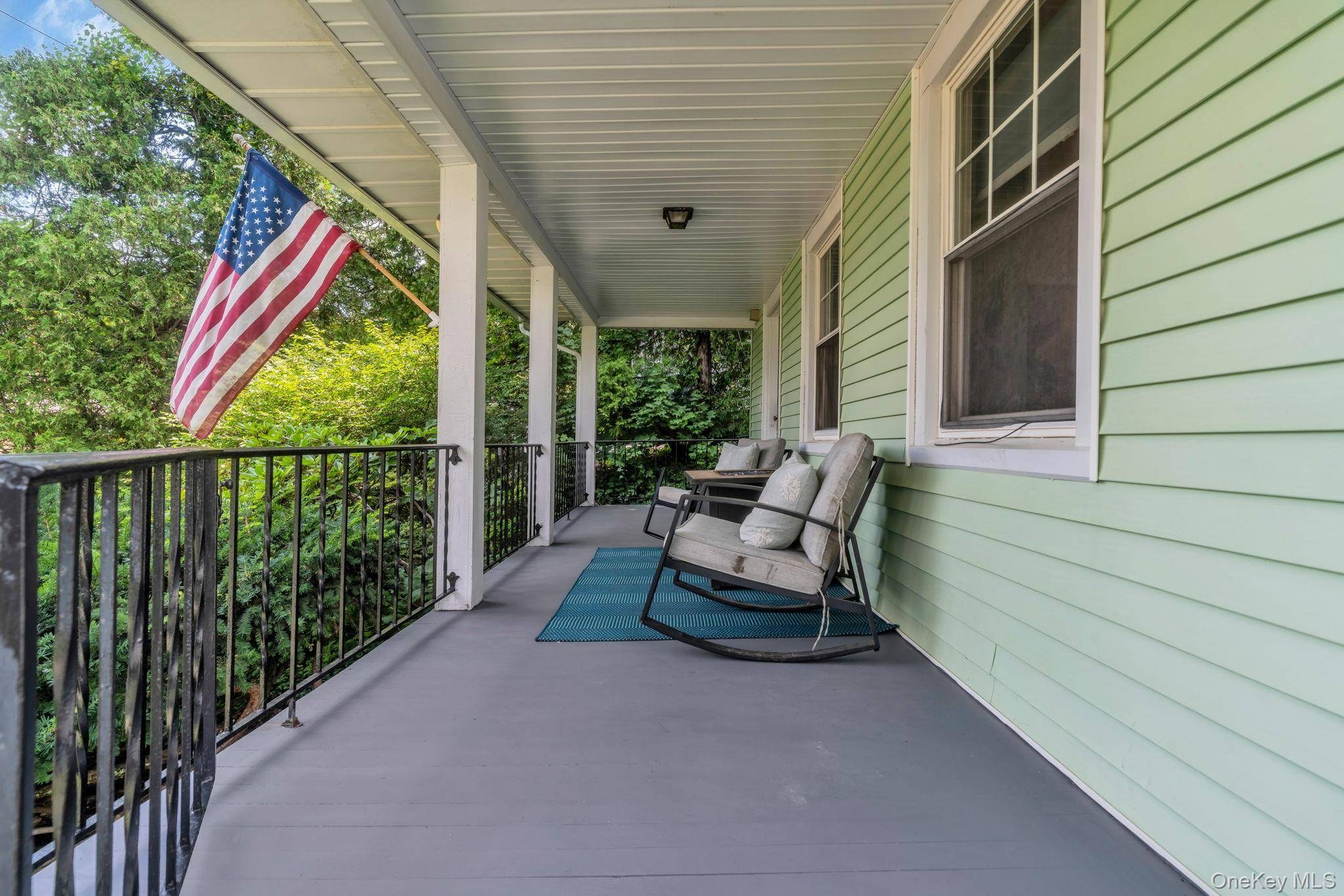 Casa de 3 Dormitorios en Venta en Valhalla - Nueva York - EE. UU. - 3