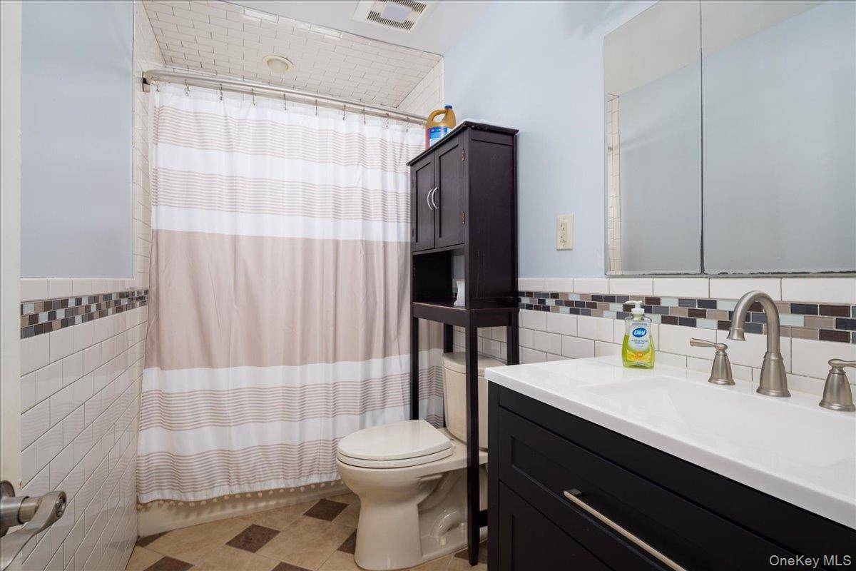 Casa com 3 Quartos à Venda em Valley Stream - Nova Iorque - EUA - 5
