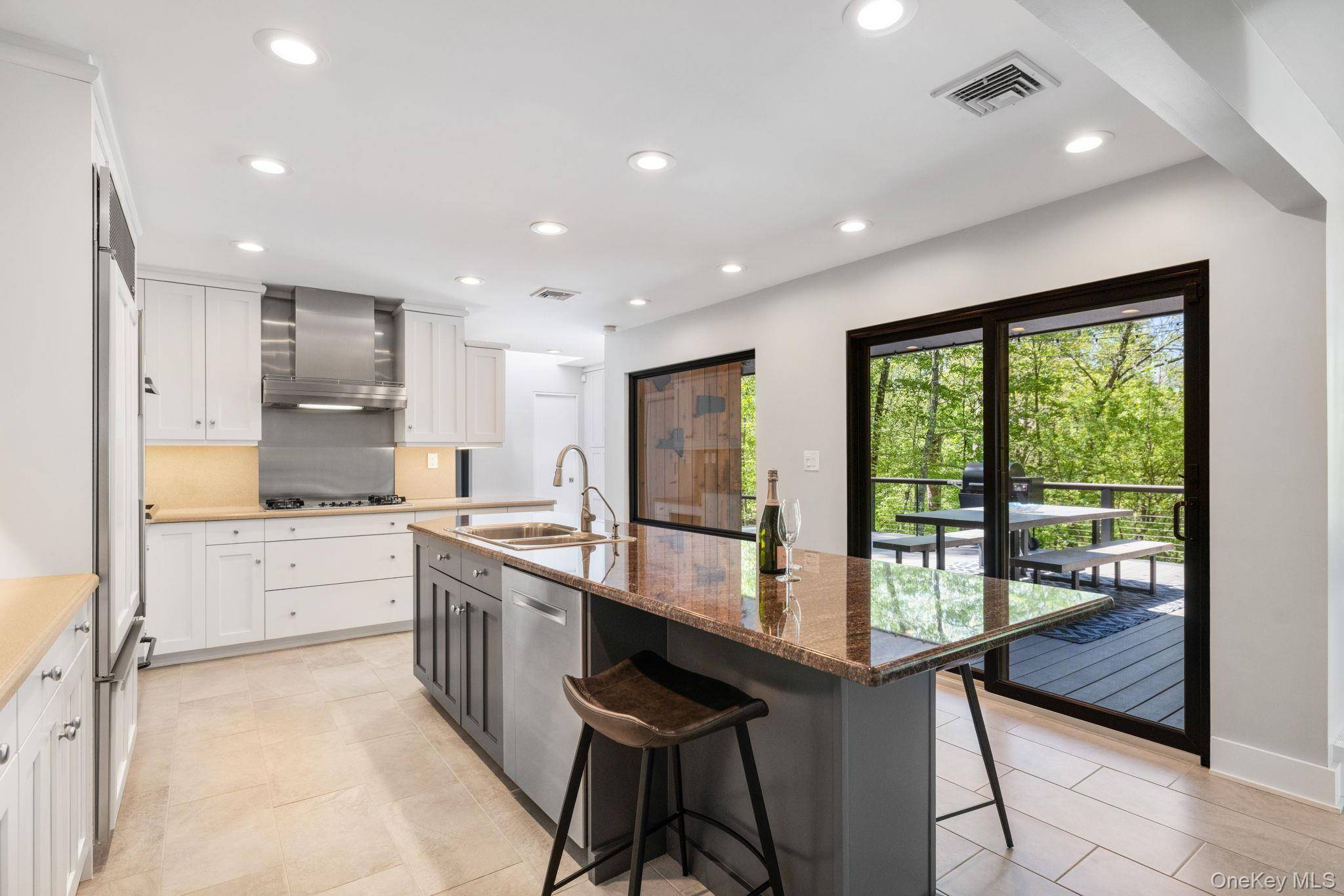 Casa de 3 Dormitorios en Venta en Waccabuc - Nueva York - EE. UU. - 6
