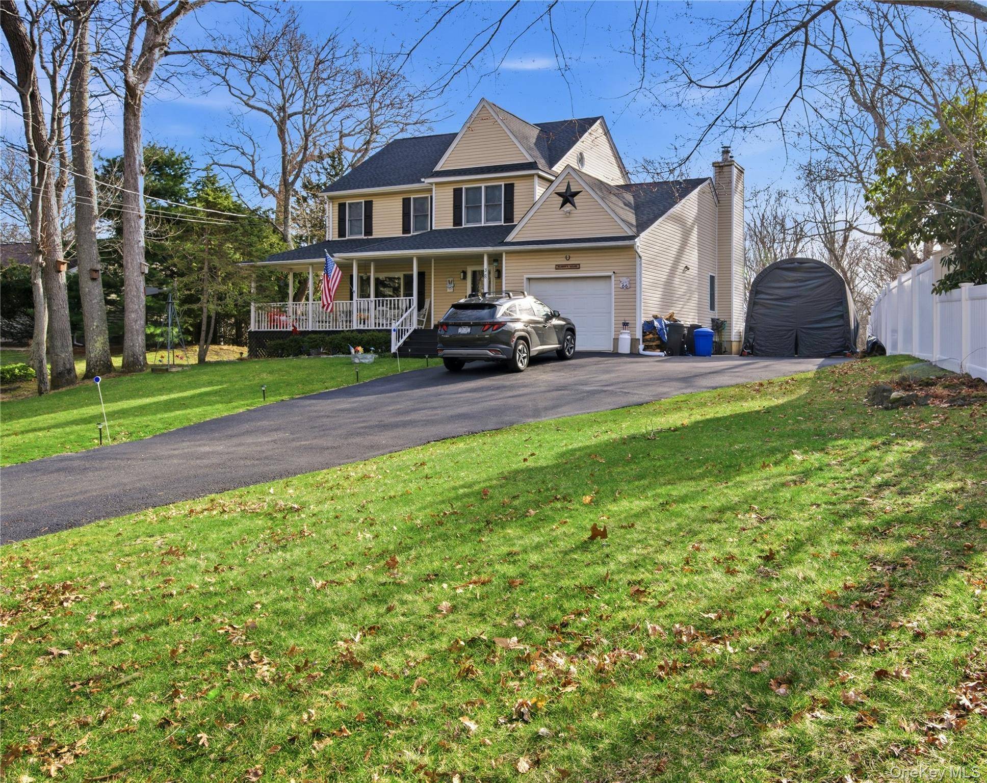 Casa de 3 Dormitorios en Venta en Wading River - Nueva York - EE. UU. - 1