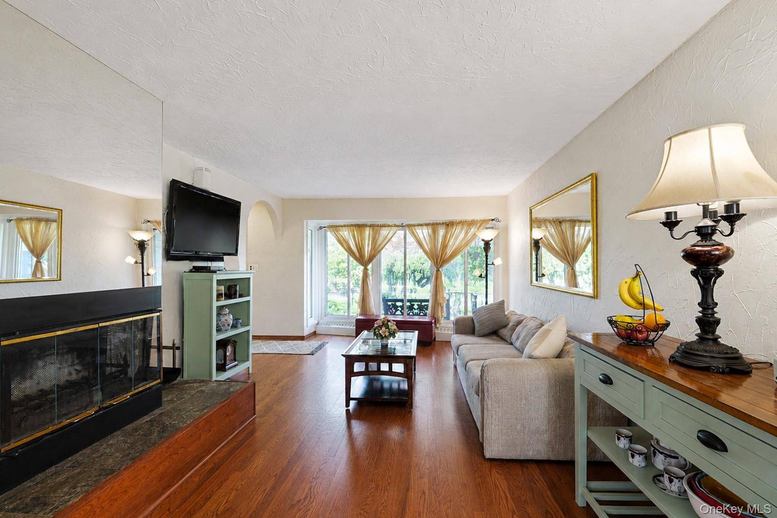Casa com 3 Quartos à Venda em Wantagh - Nova Iorque - EUA - 8