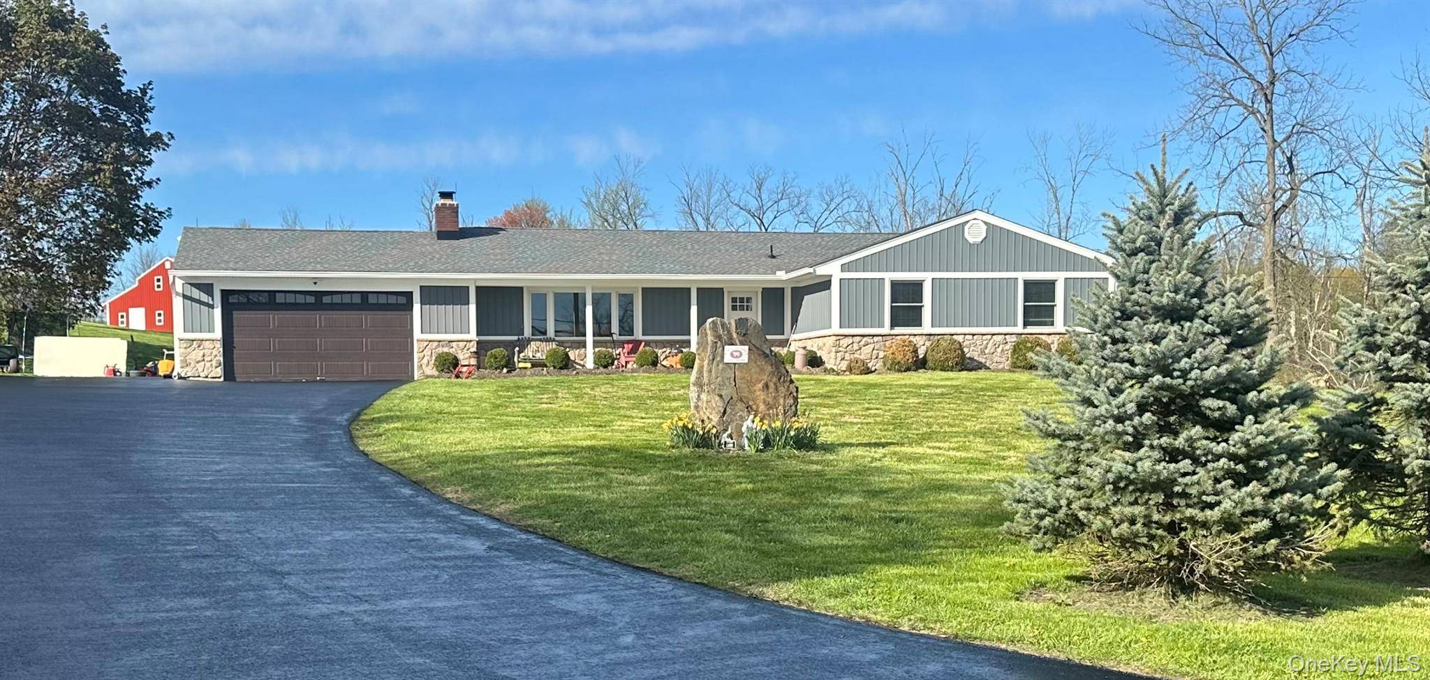 Casa com 3 Quartos à Venda em Wappingers Falls - Nova Iorque - EUA - 1