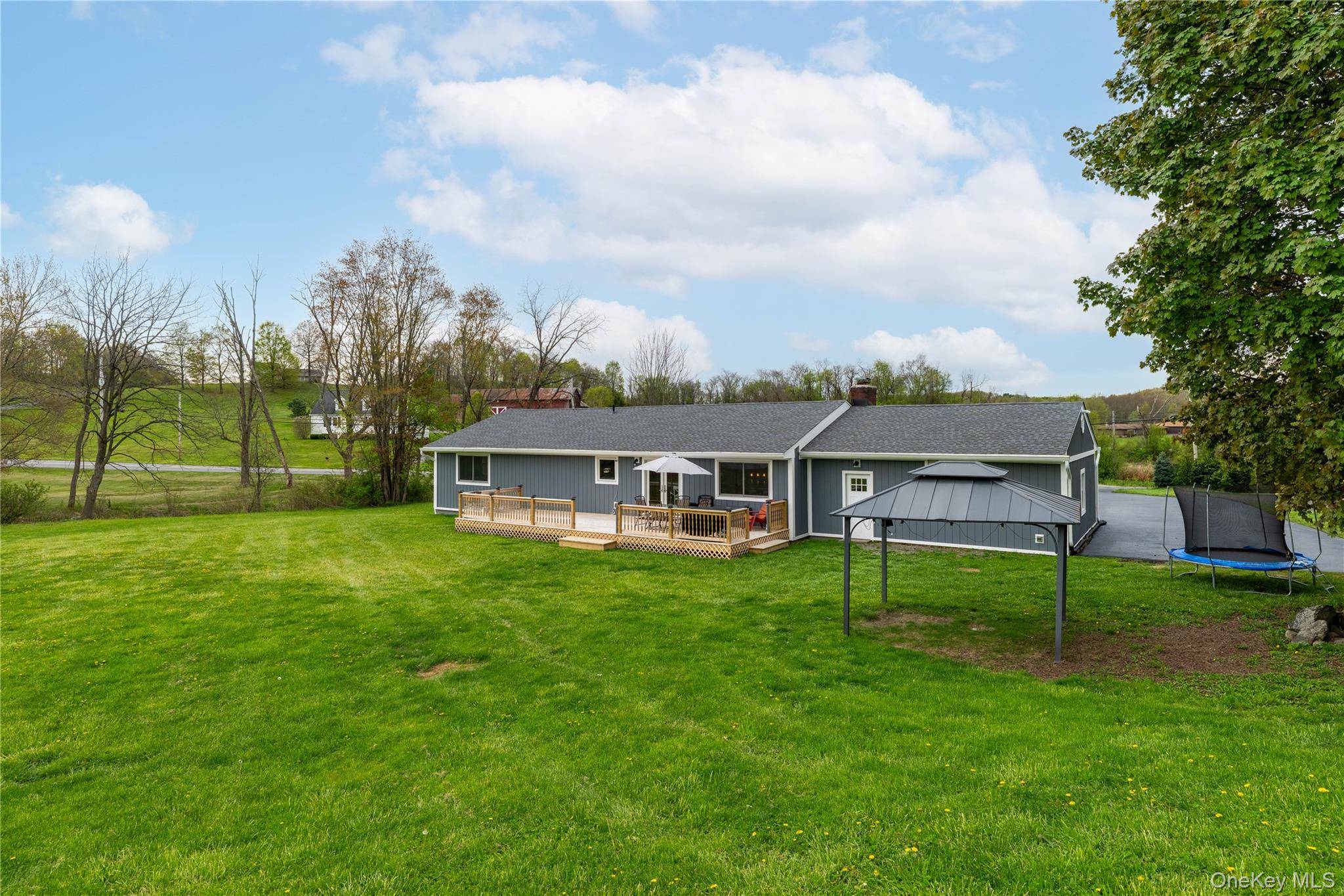 Casa com 3 Quartos à Venda em Wappingers Falls - Nova Iorque - EUA - 6