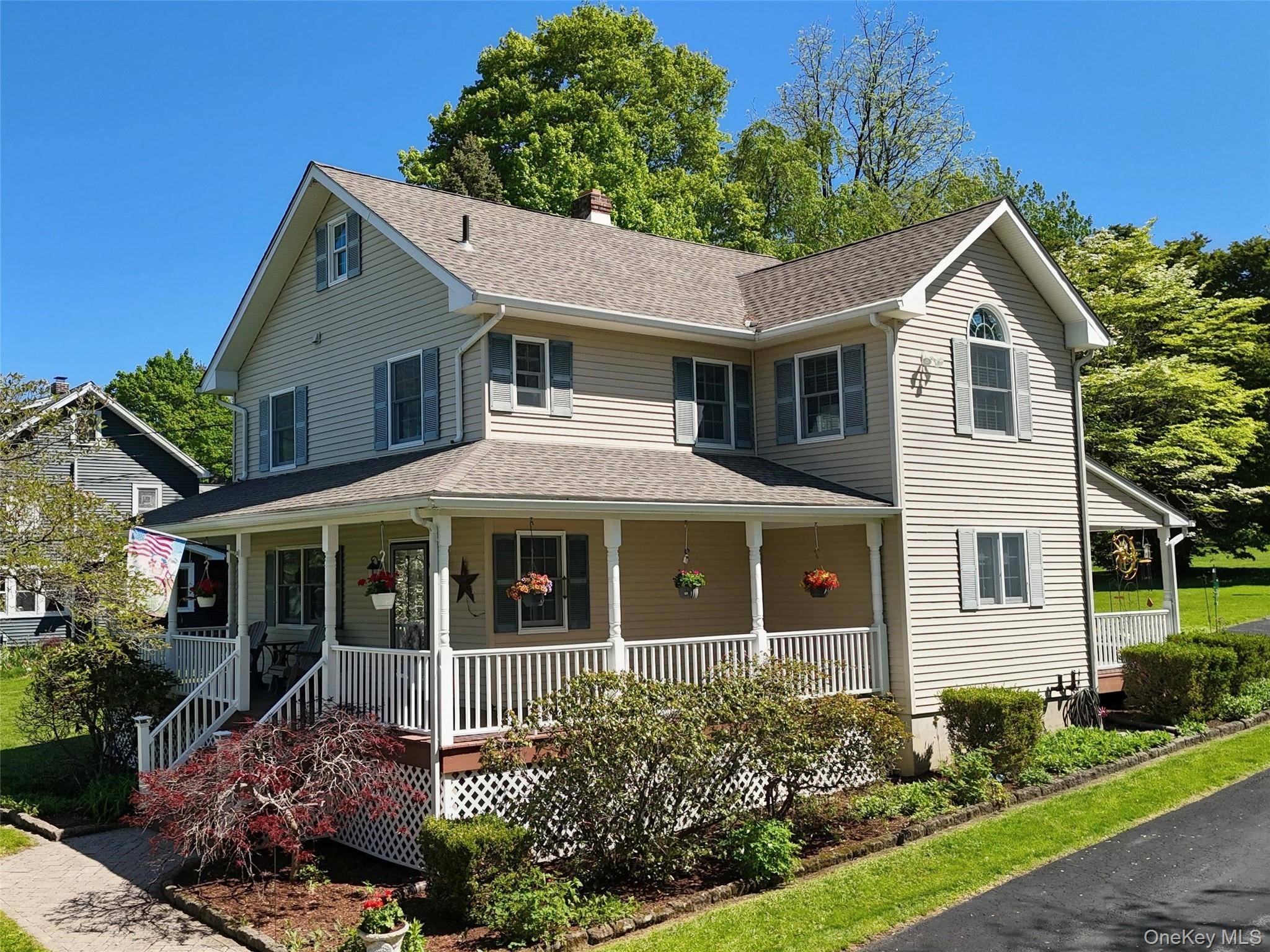 Casa de 3 Dormitorios en Venta en Warwick - Nueva York - EE. UU. - 2
