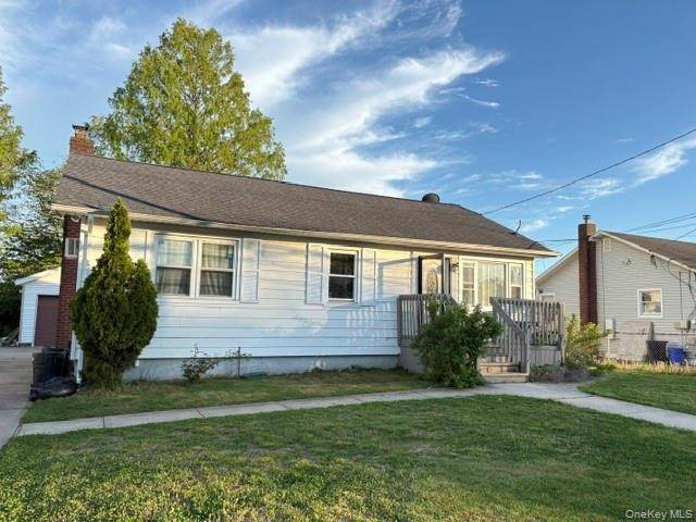 Casa com 3 Quartos à Venda em West Babylon - Nova Iorque - EUA - 2
