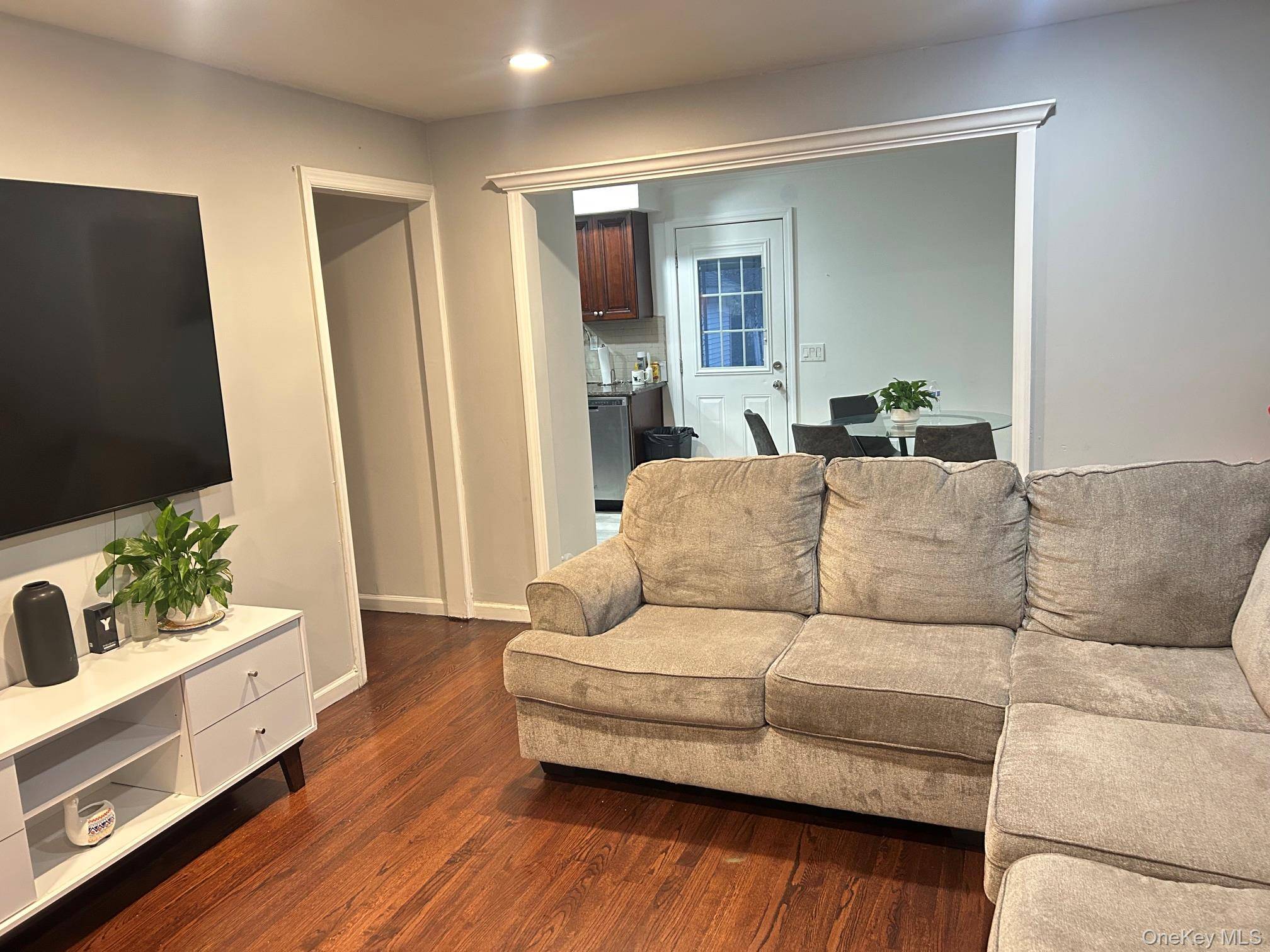 Casa com 3 Quartos à Venda em West Babylon - Nova Iorque - EUA - 5