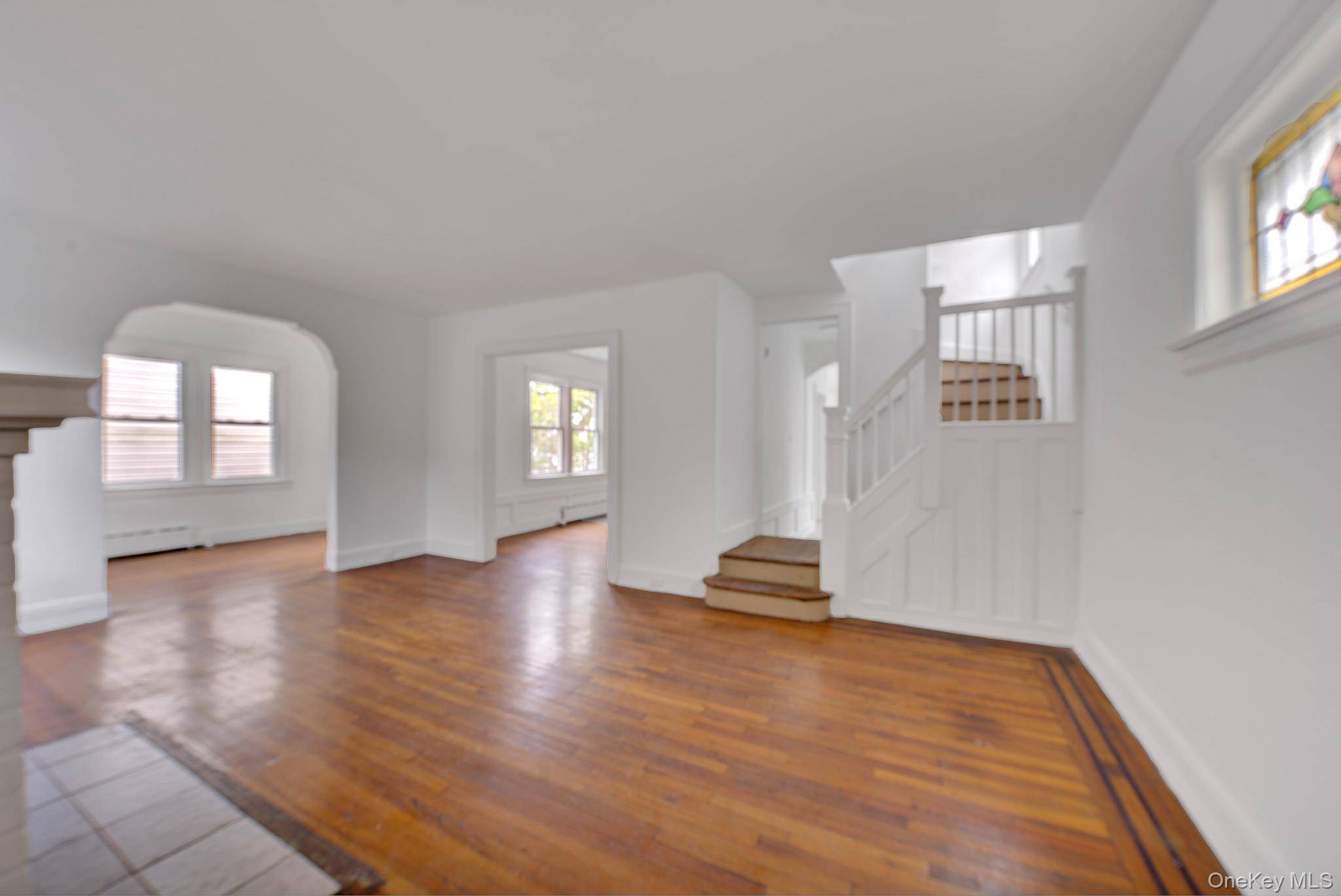 Casa de 3 Dormitorios en Venta en West Hempstead - Nueva York - EE. UU. - 2