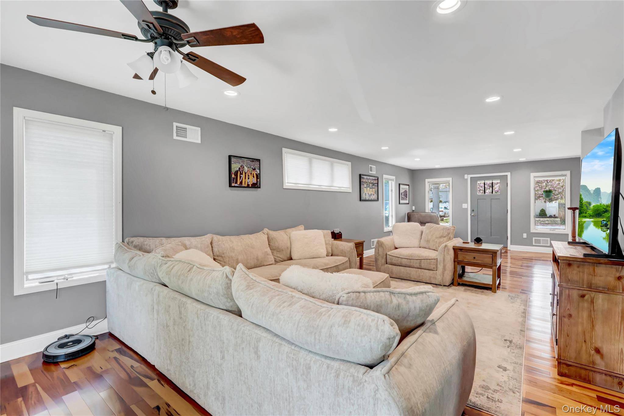 Casa com 3 Quartos à Venda em West Islip - Nova Iorque - EUA - 8