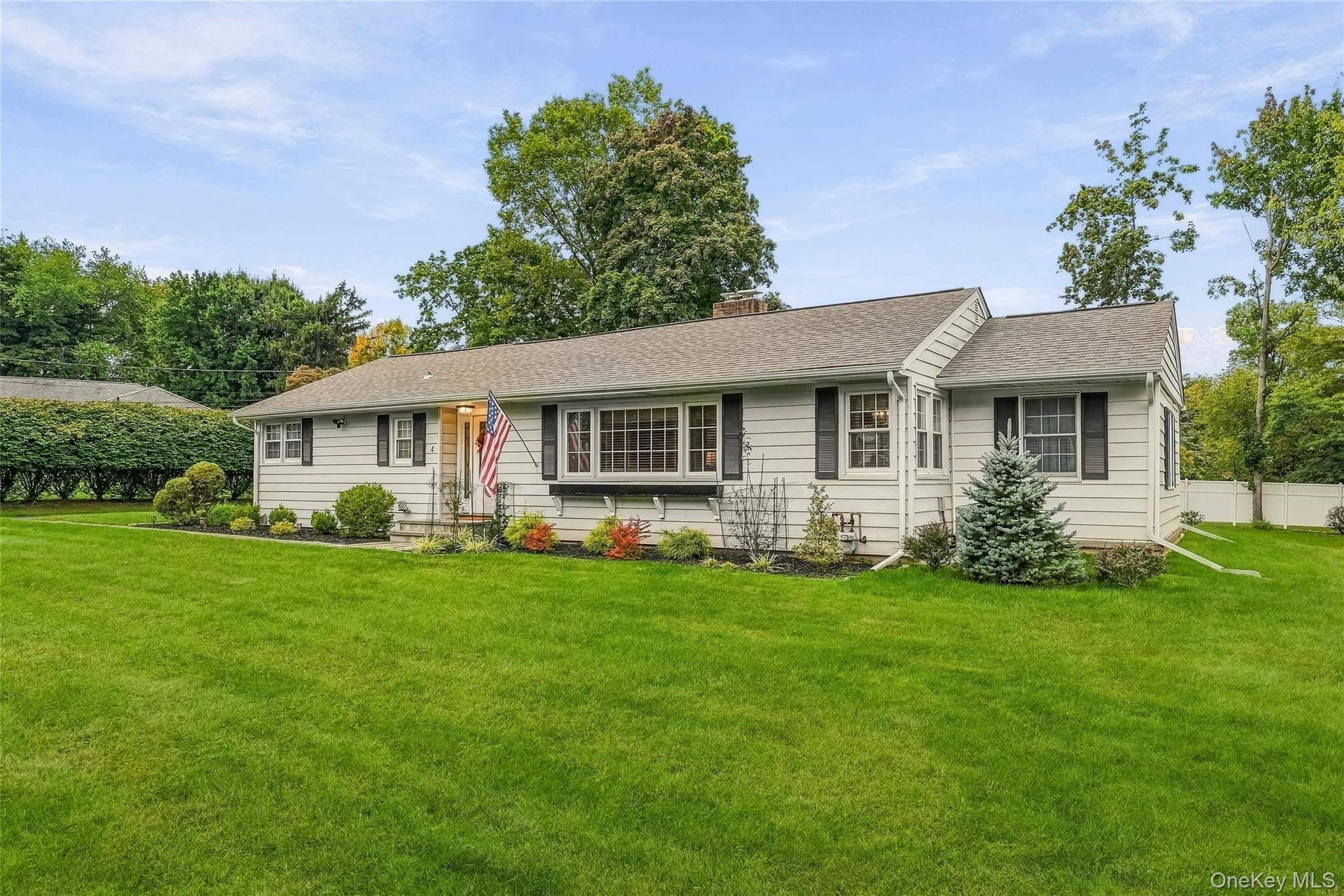 Casa com 3 Quartos à Venda em West Nyack - Nova Iorque - EUA - 7