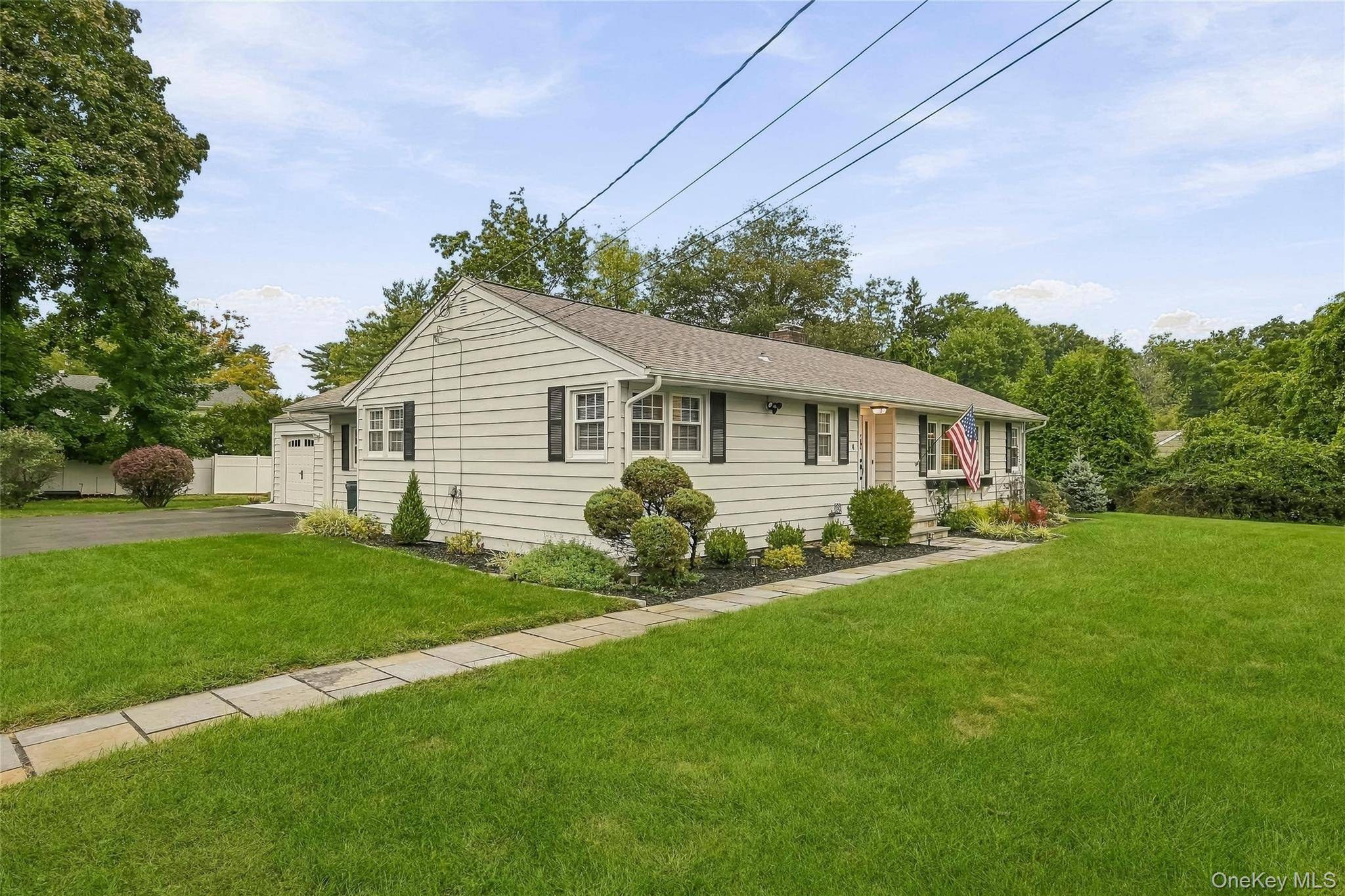 Casa com 3 Quartos à Venda em West Nyack - Nova Iorque - EUA - 8