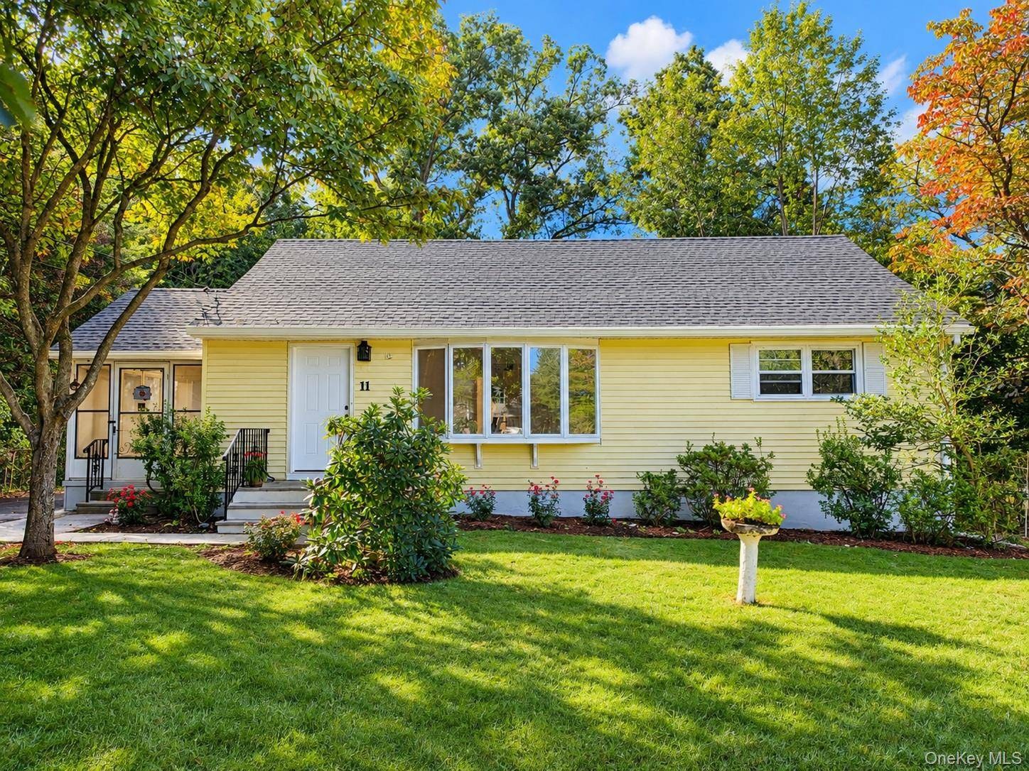 Casa com 3 Quartos à Venda em West Nyack - Nova Iorque - EUA - 1