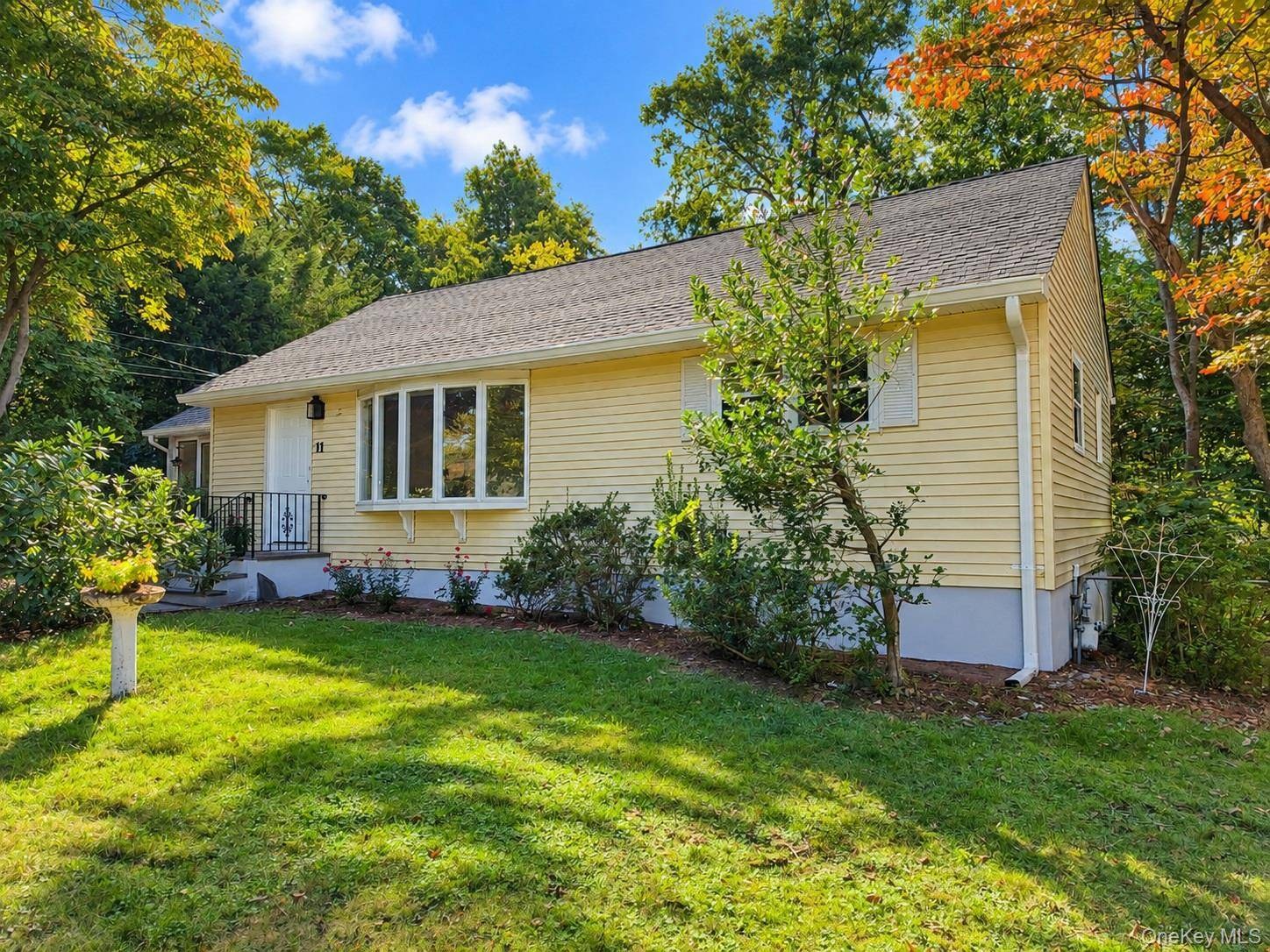 Casa com 3 Quartos à Venda em West Nyack - Nova Iorque - EUA - 2