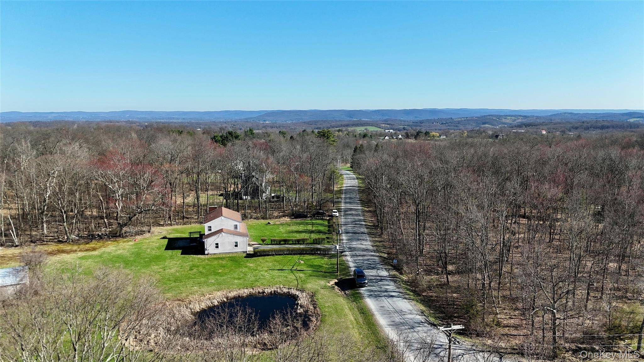 3 Bedroom Home for Sale in Westtown - New York - USA - 7