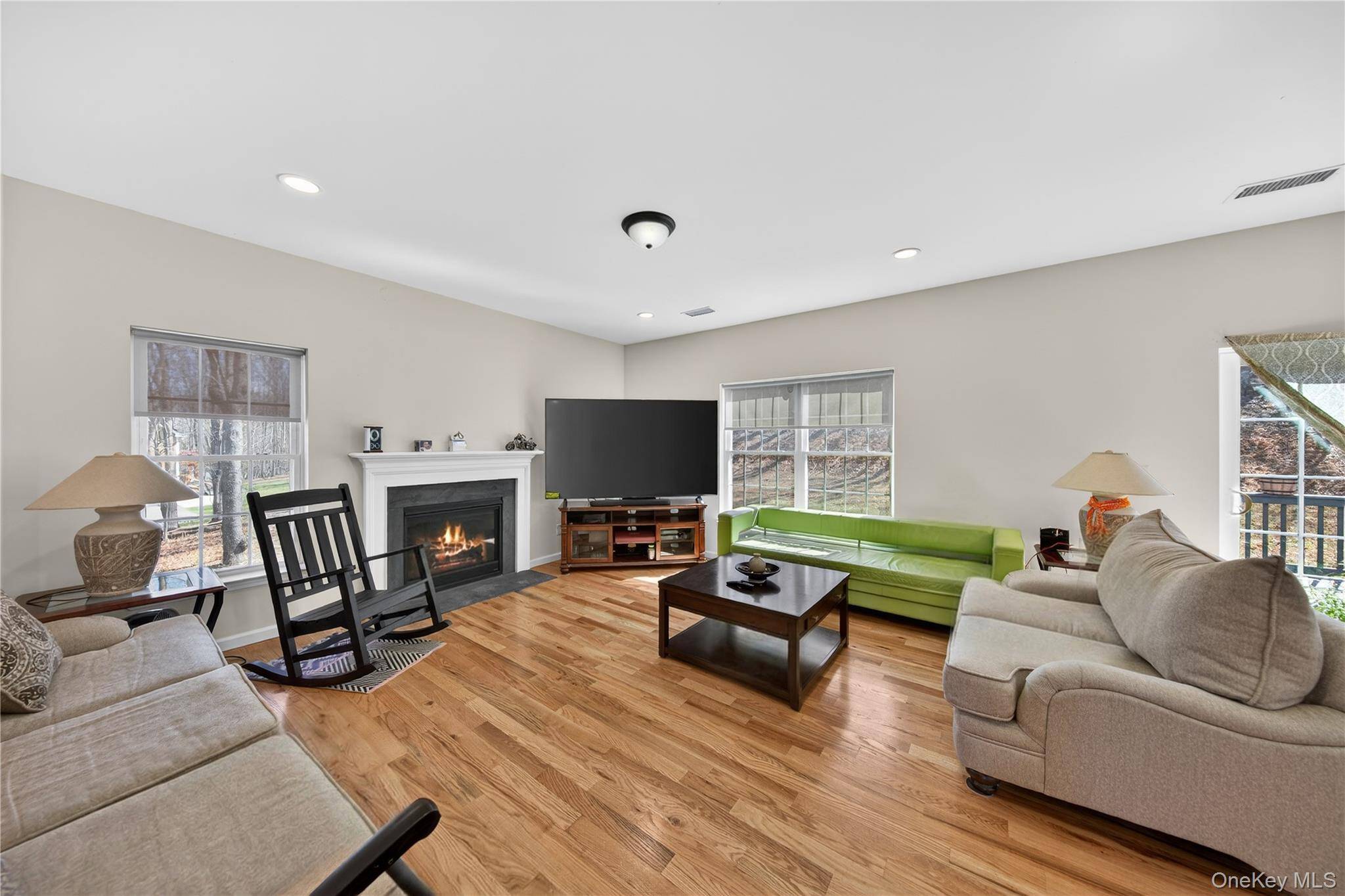 3 Bedroom Home for Sale in Westtown - New York - USA - 4