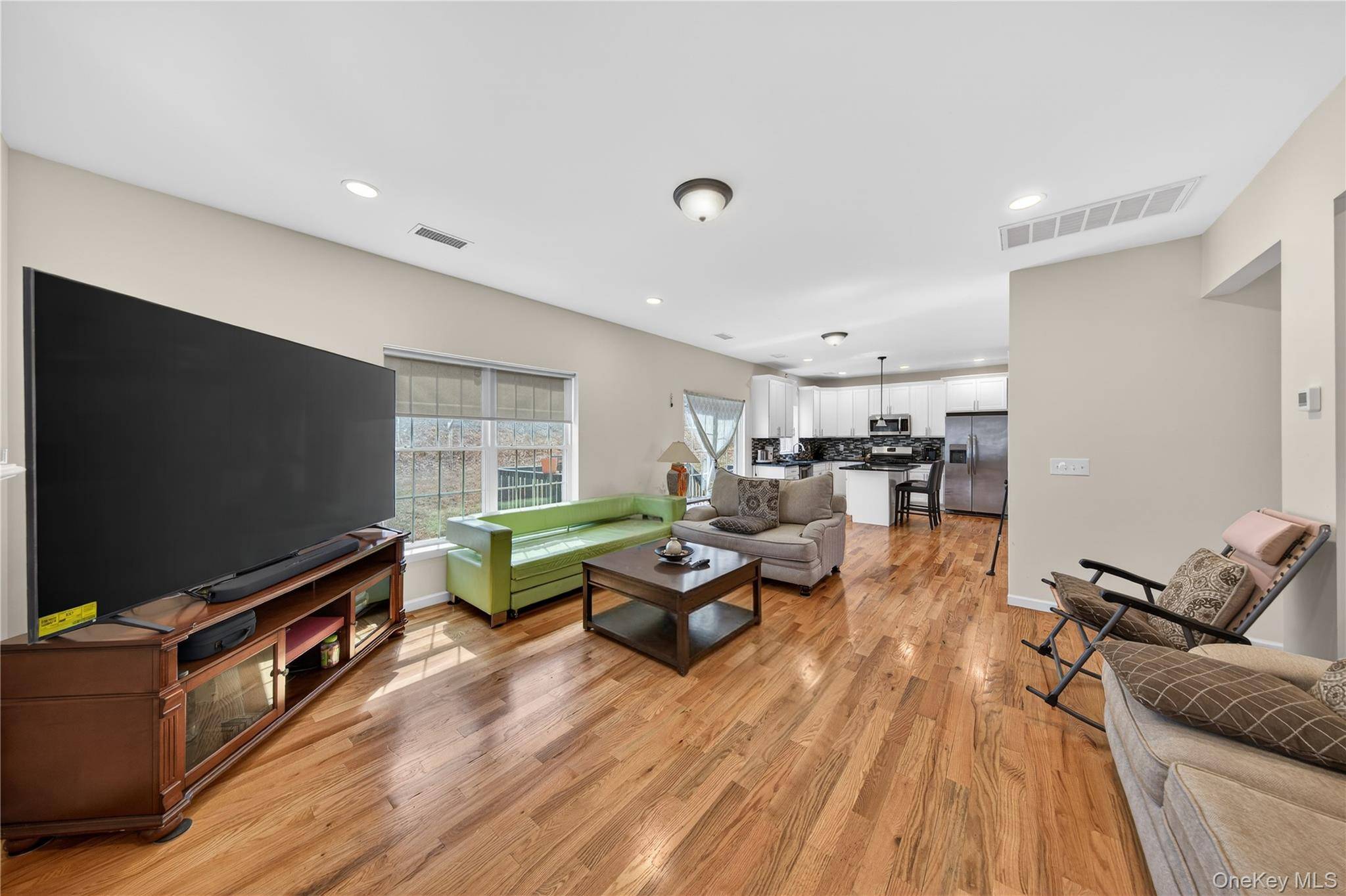 3 Bedroom Home for Sale in Westtown - New York - USA - 5
