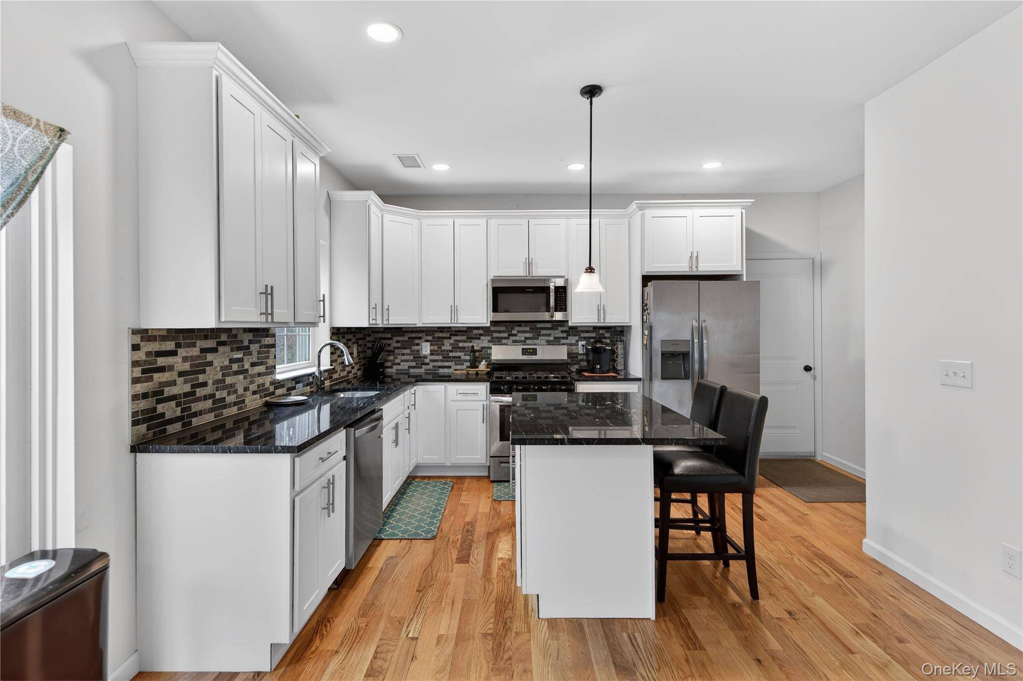 3 Bedroom Home for Sale in Westtown - New York - USA - 8
