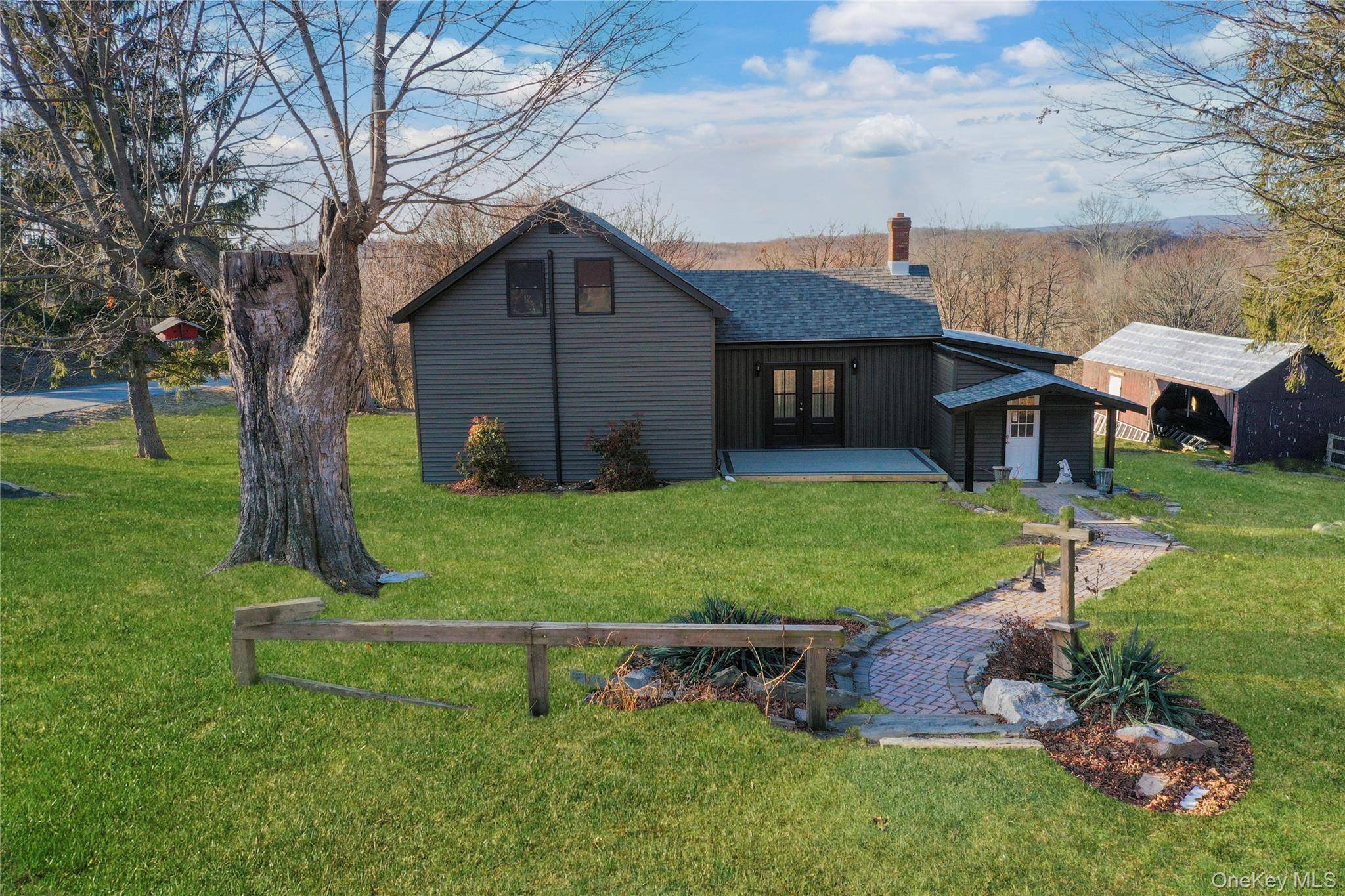 3 Bedroom Home for Sale in Westtown - New York - USA - 2