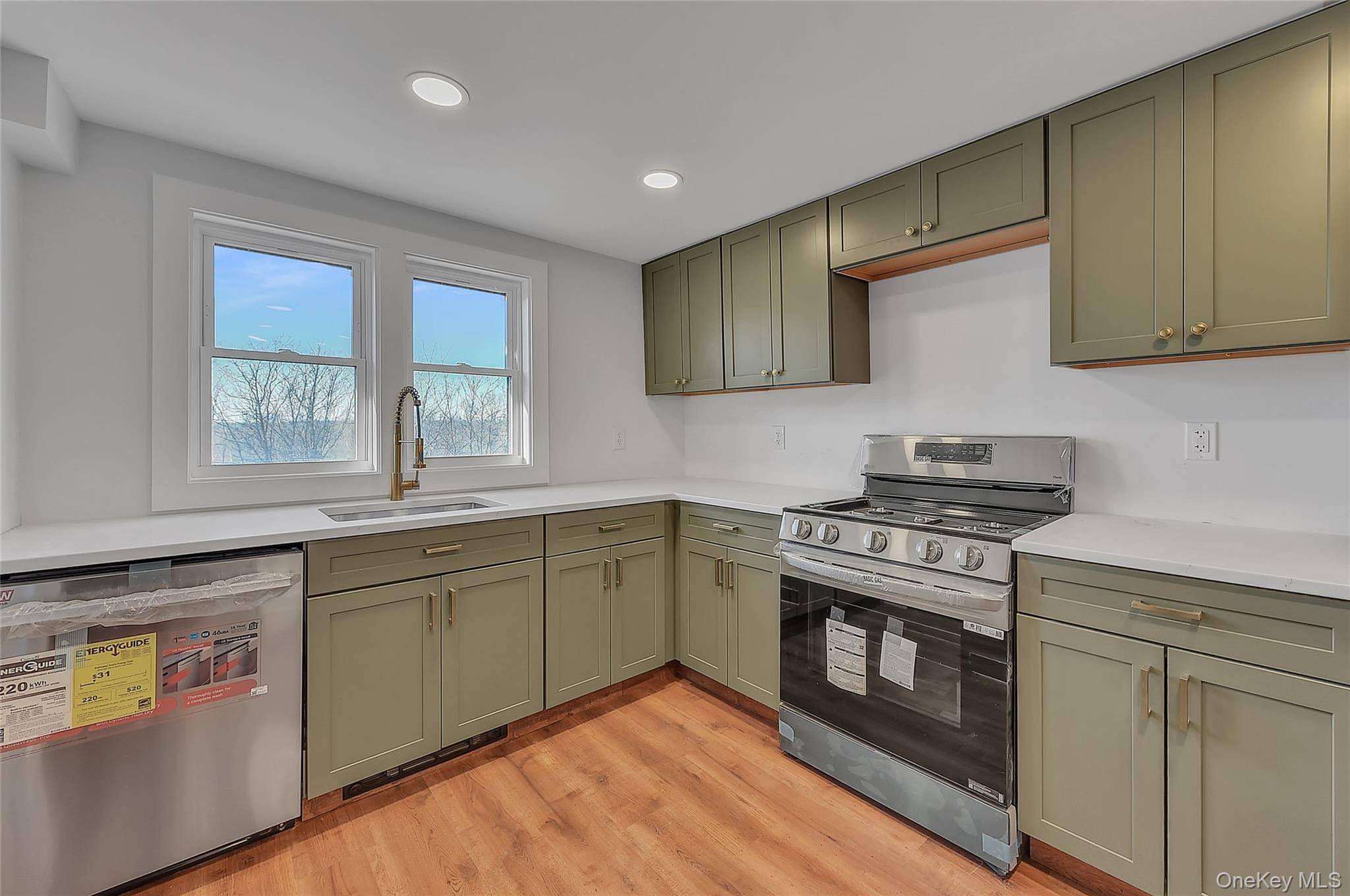 3 Bedroom Home for Sale in Westtown - New York - USA - 6