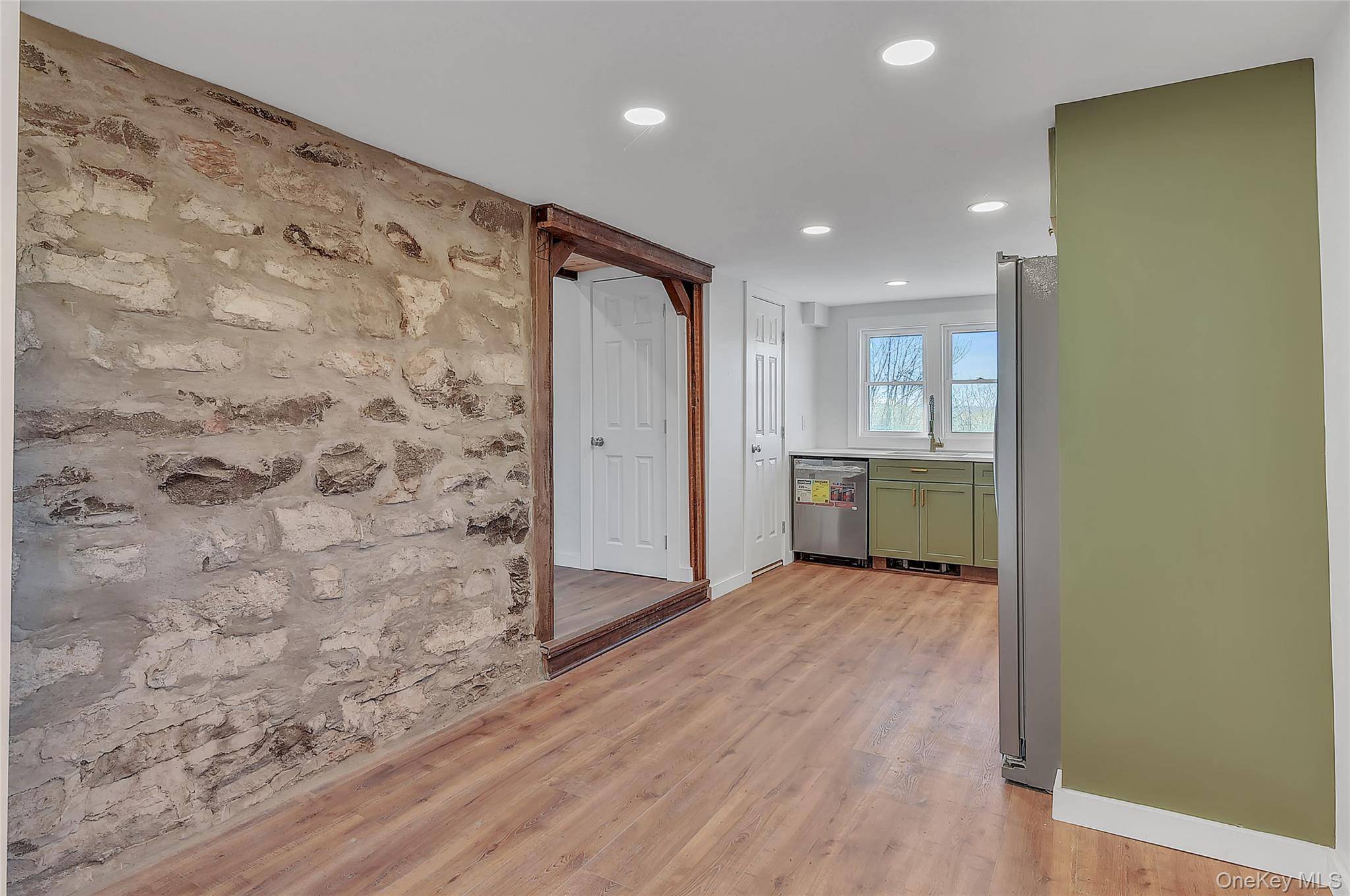 3 Bedroom Home for Sale in Westtown - New York - USA - 8