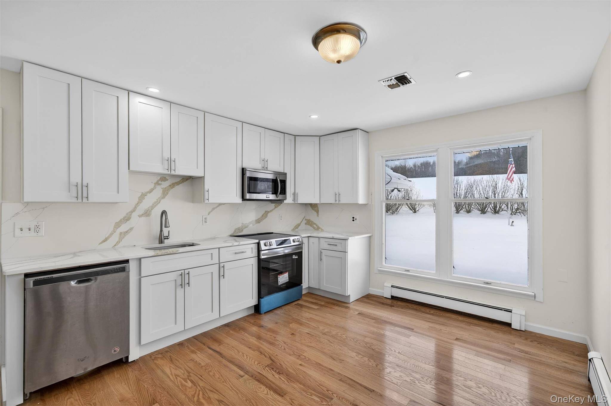 3 Bedroom Home for Sale in Westtown - New York - USA - 3