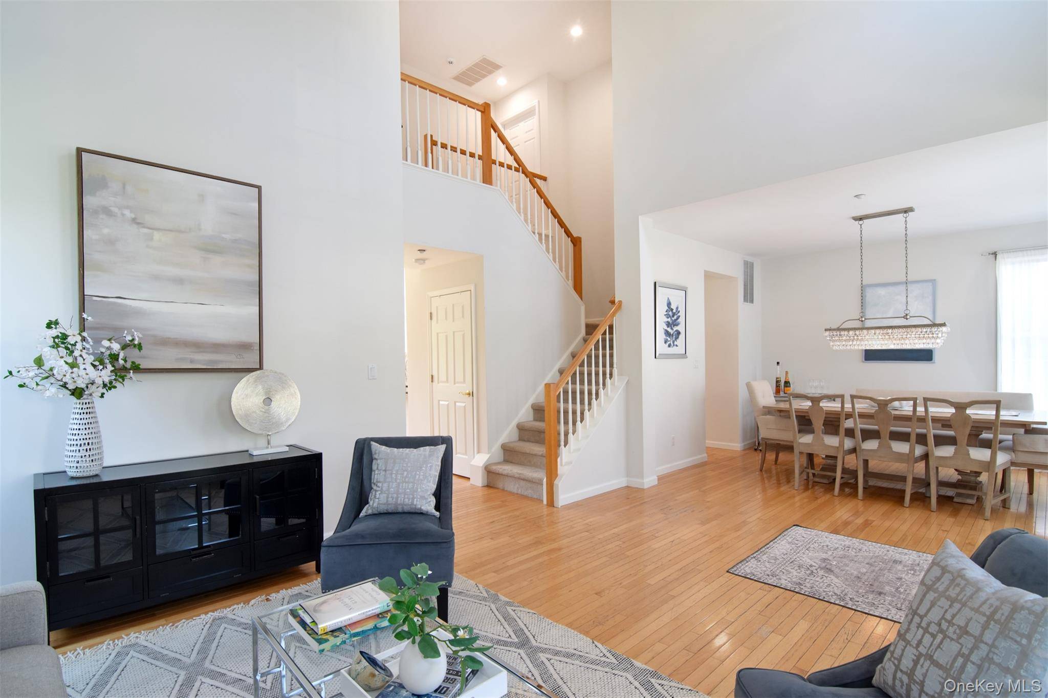 3 Bedroom Home for Sale in White Plains - New York - USA - 5