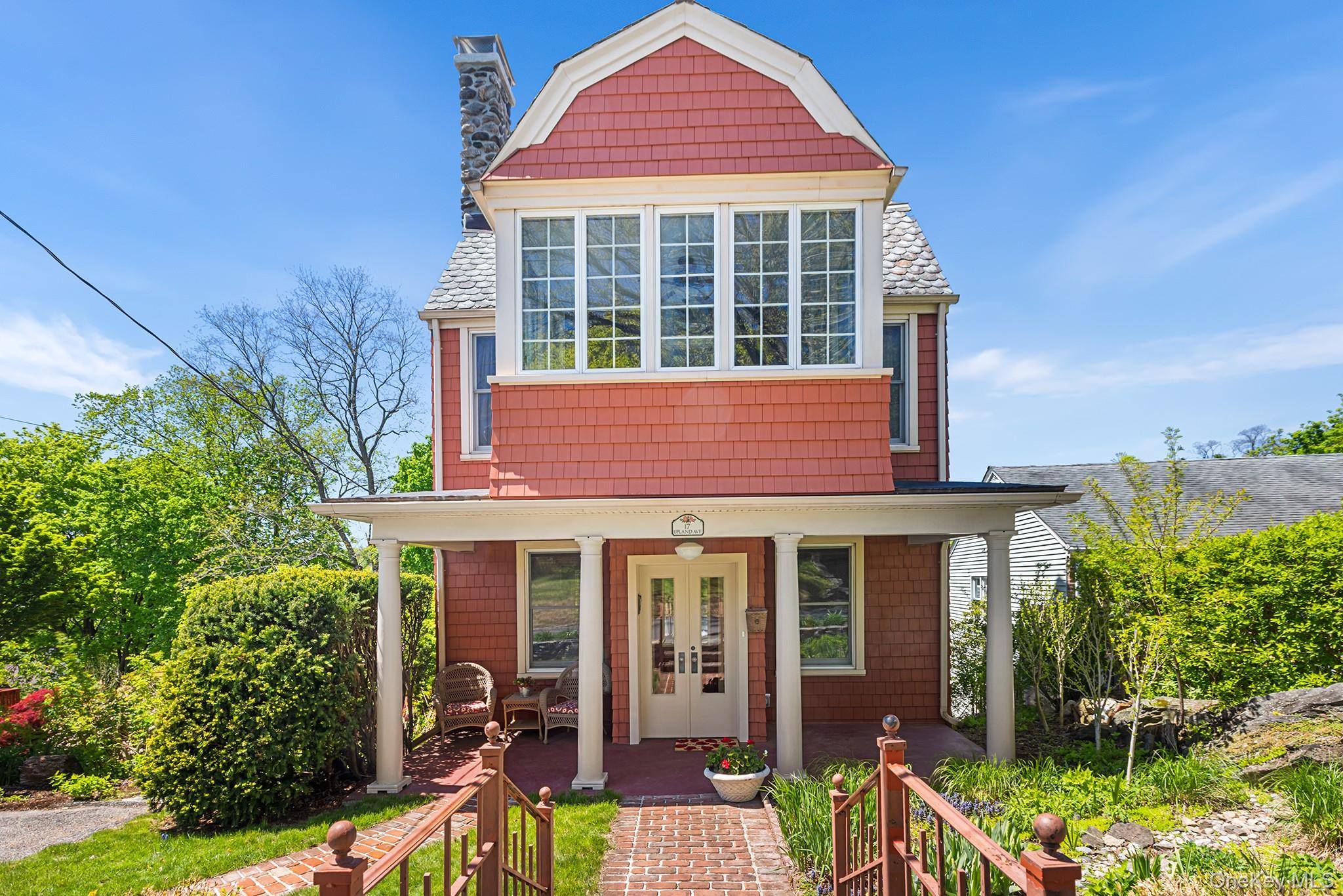 3 Bedroom Home for Sale in White Plains - New York - USA - 1